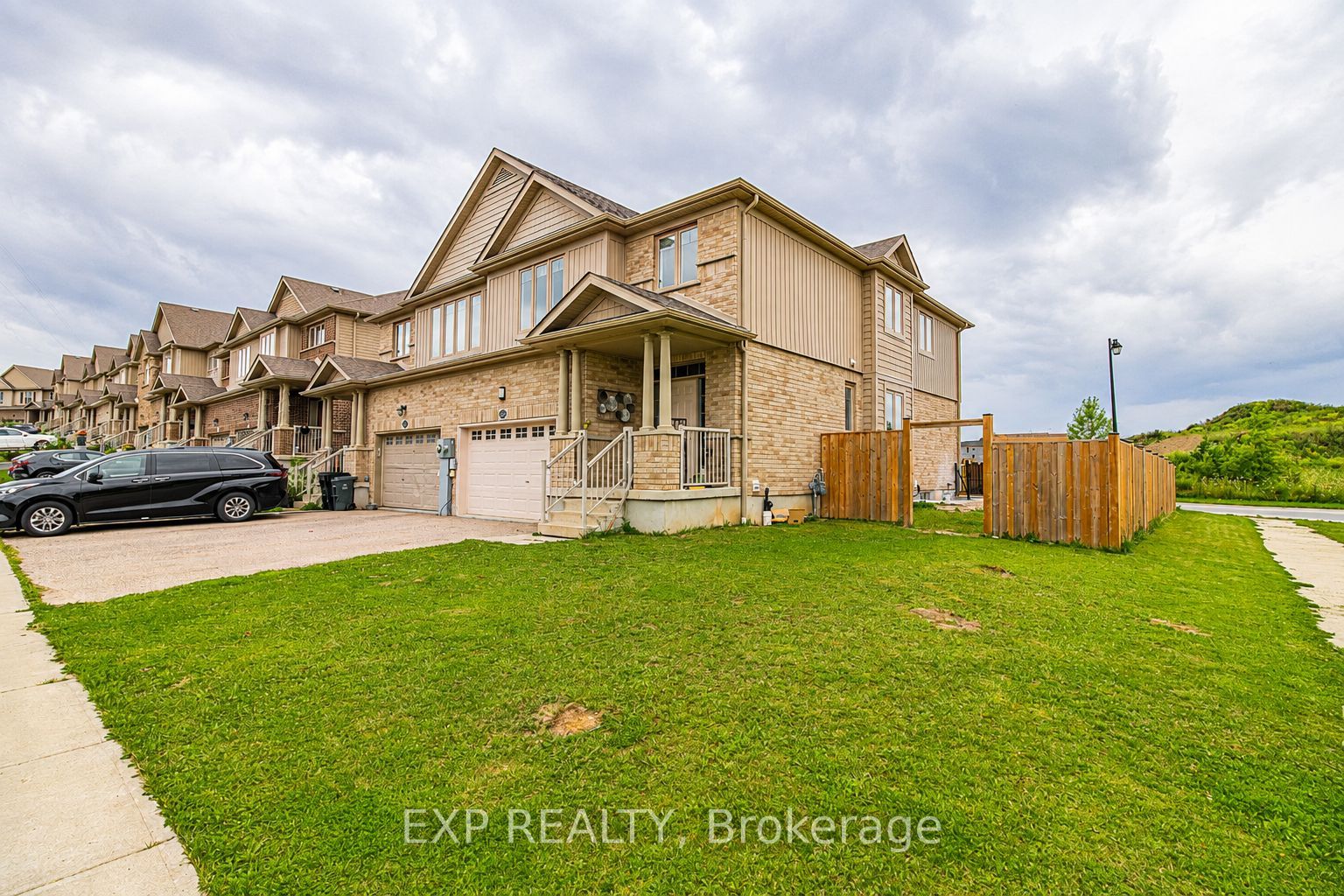 485 Avens Street Lower, Waterloo, ON N2V 0B4 photo 2
