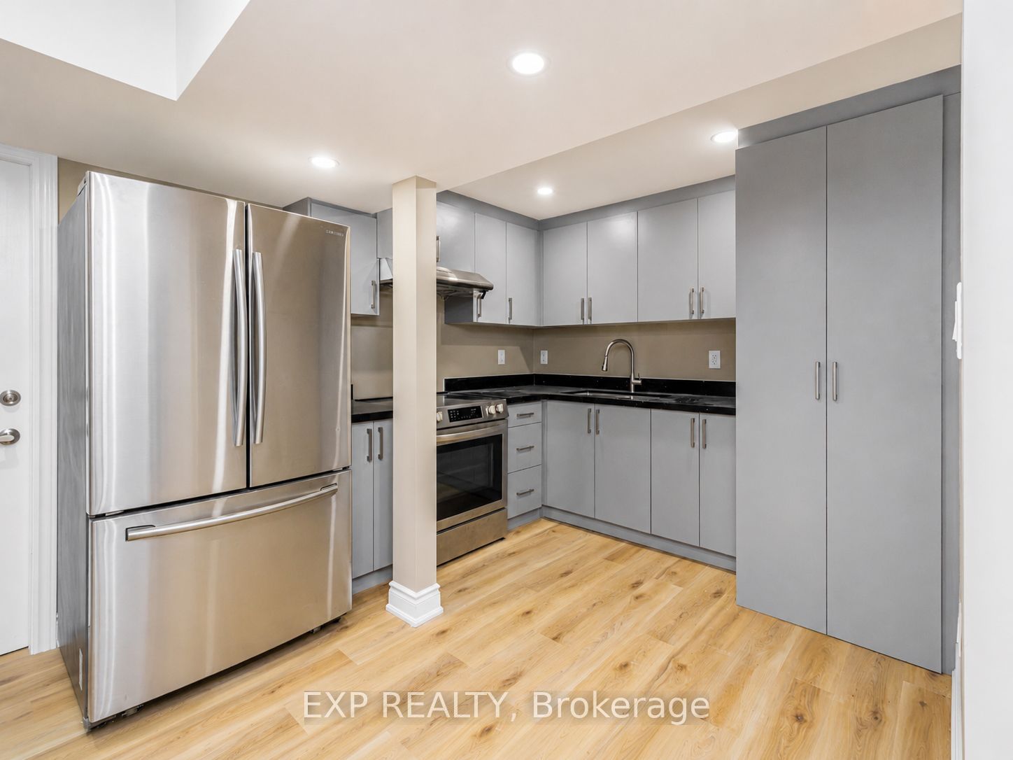 485 Avens Street Lower, Waterloo, ON N2V 0B4 photo 4