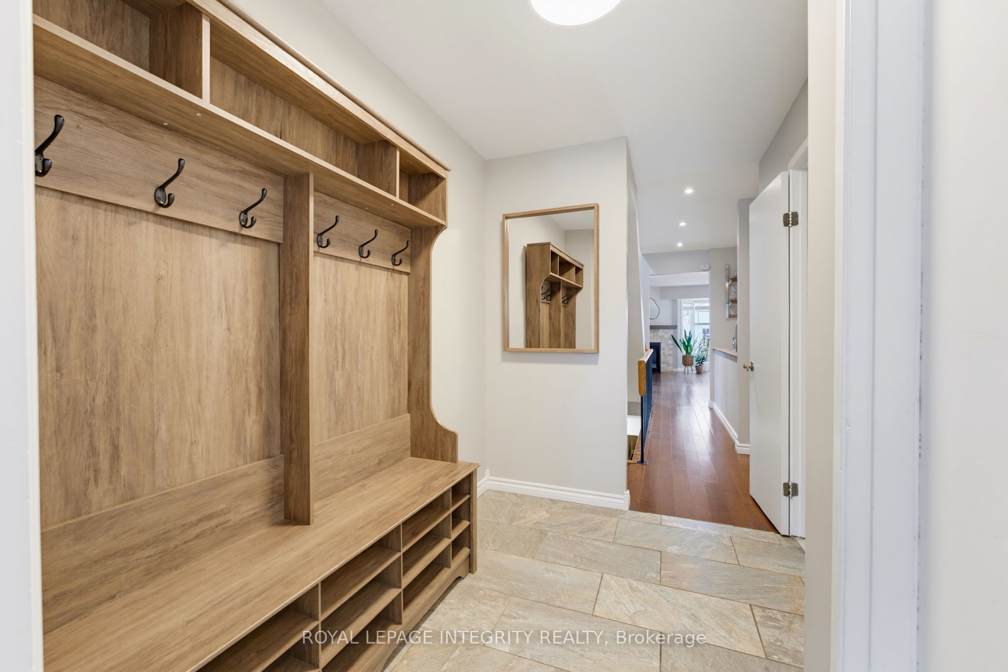39 Ready Way, Barrhaven, ON K2J 2R7 photo 5