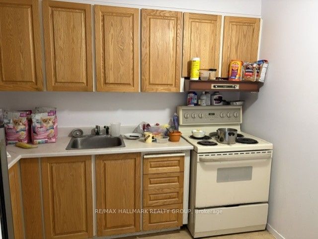 20 Chesterton Drive 419, Cityview - Parkwoods Hills - Rideau Shore, ON K2E 6Z7 photo 3