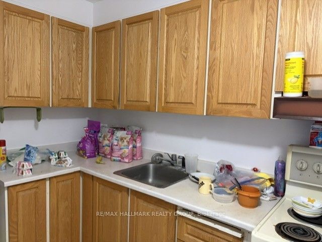 20 Chesterton Drive 419, Cityview - Parkwoods Hills - Rideau Shore, ON K2E 6Z7 photo 5