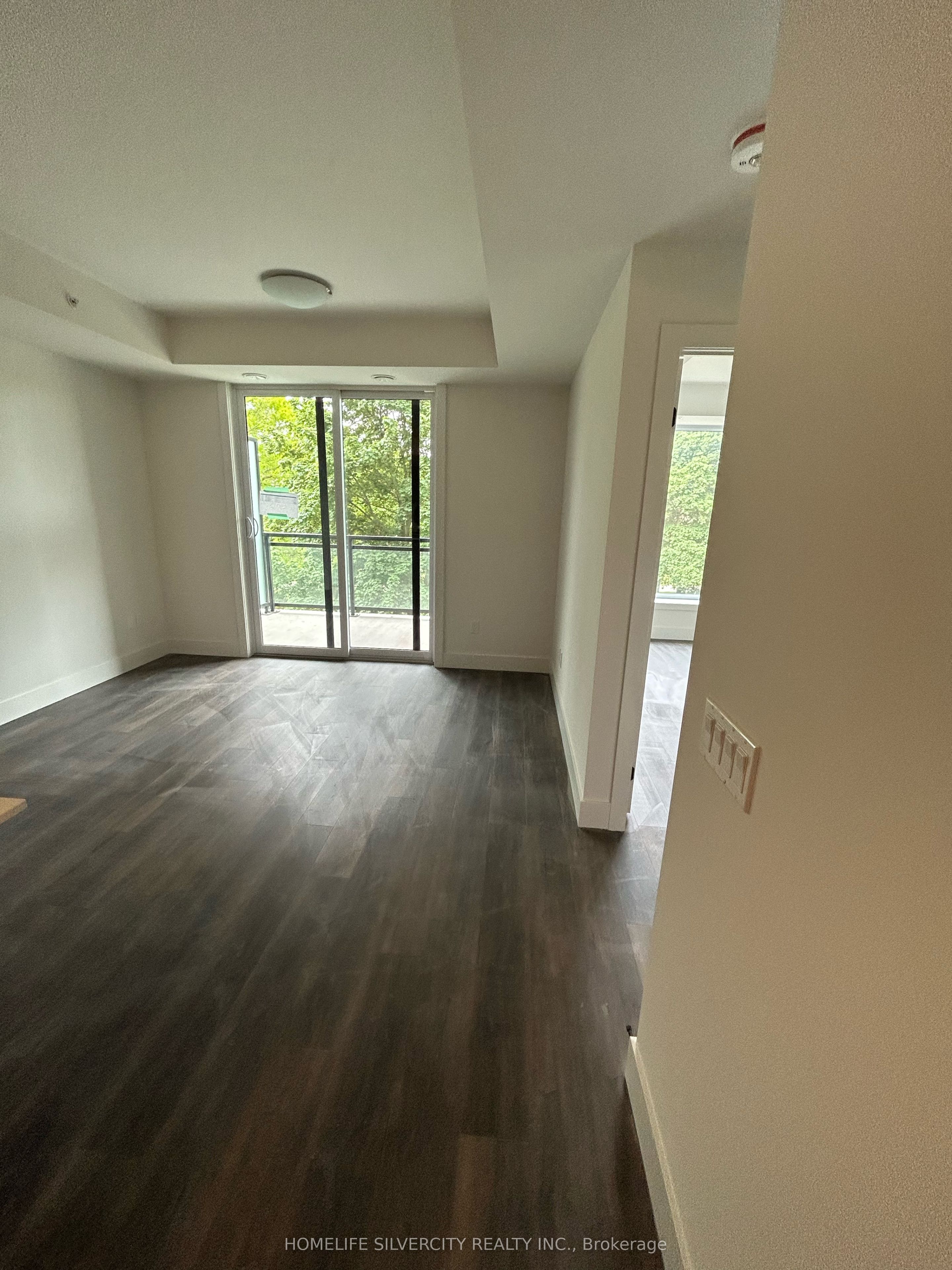 103 Roger Street 208, Waterloo, ON N2J 0G2 photo 3