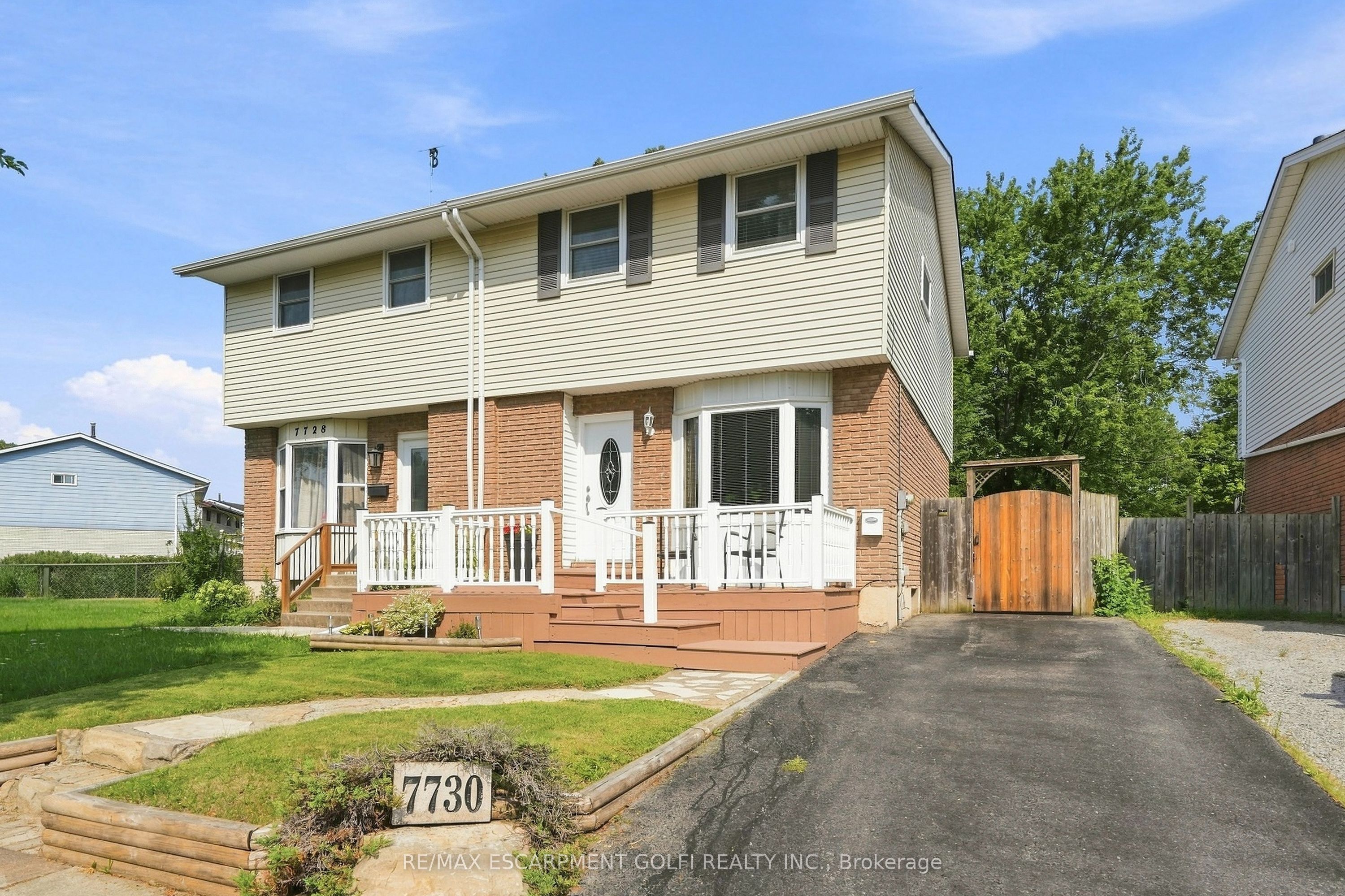7730 Jubilee Drive, Niagara Falls, ON L2G 7J6