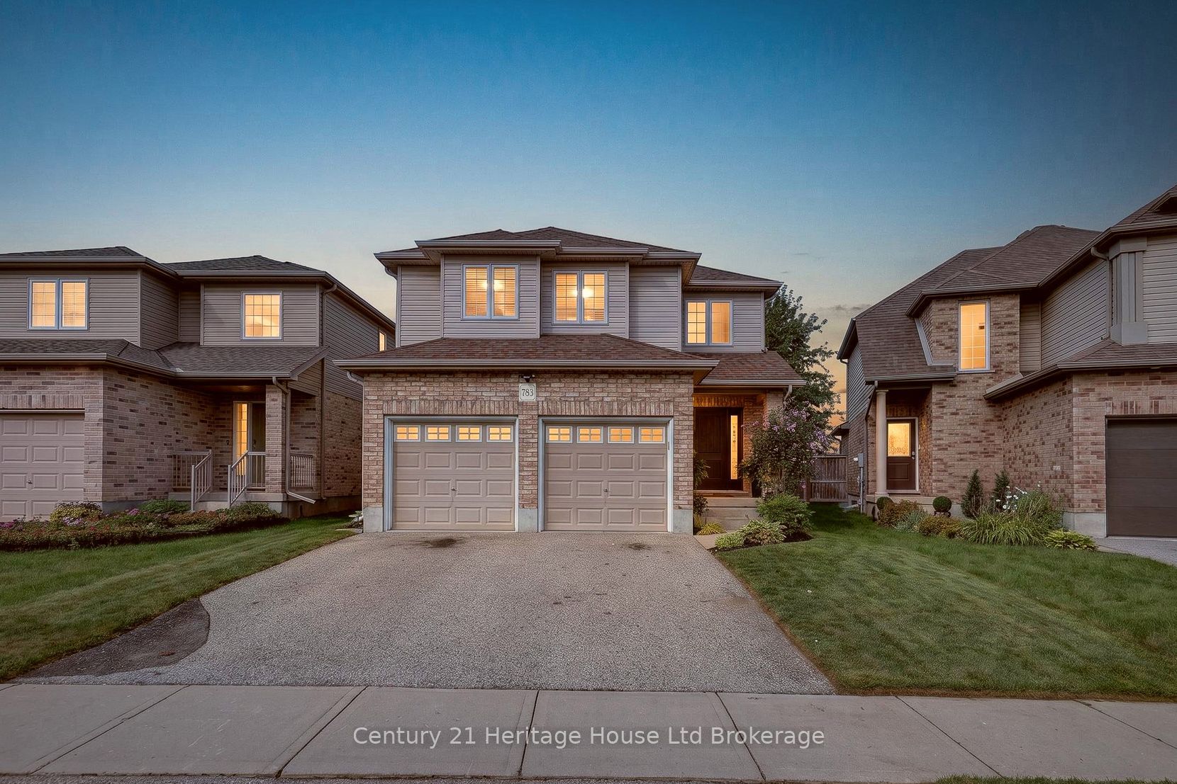 783 Frontenac Crescent, Woodstock, ON N4V 0B1