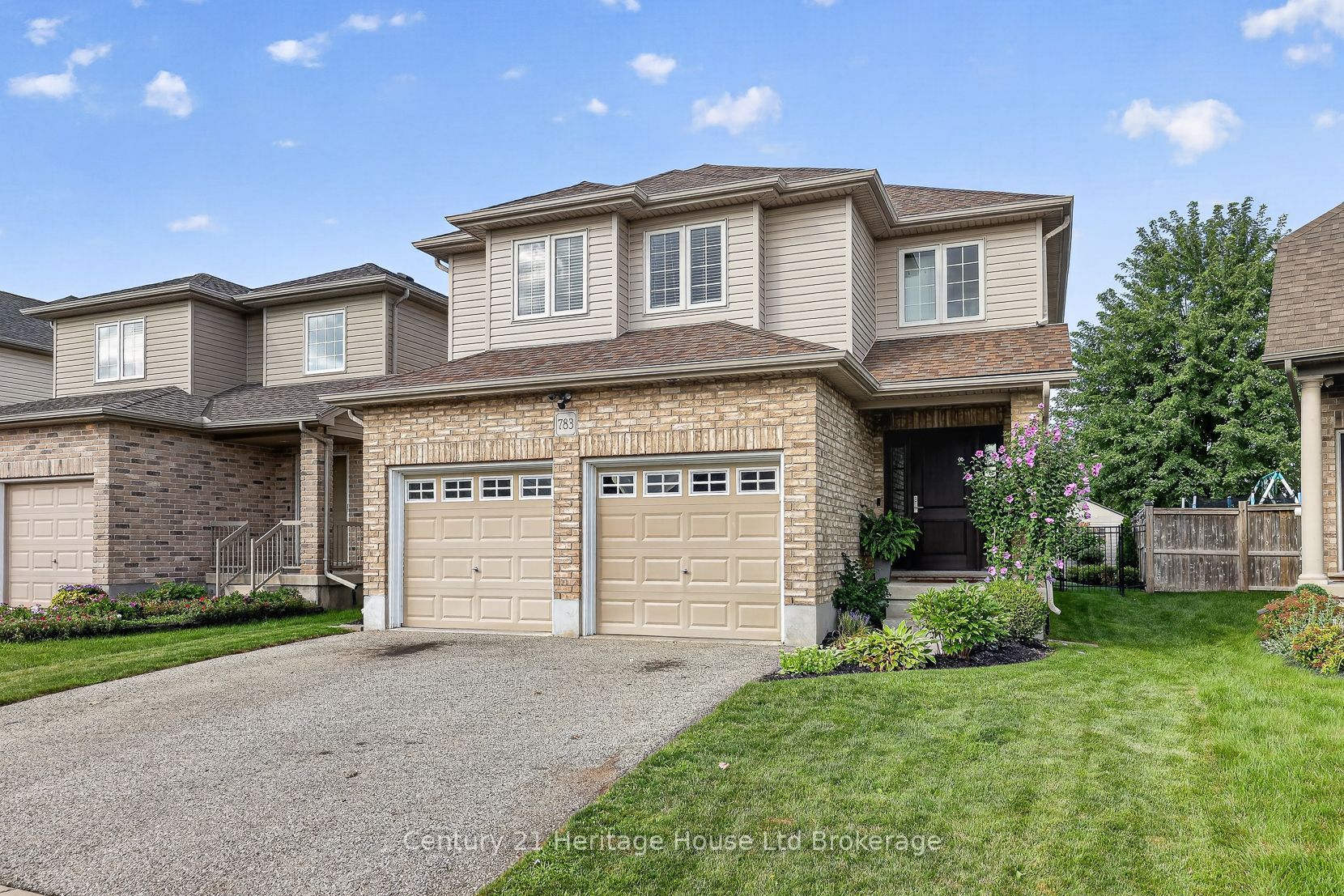 783 Frontenac Crescent, Woodstock, ON N4V 0B1 photo 2