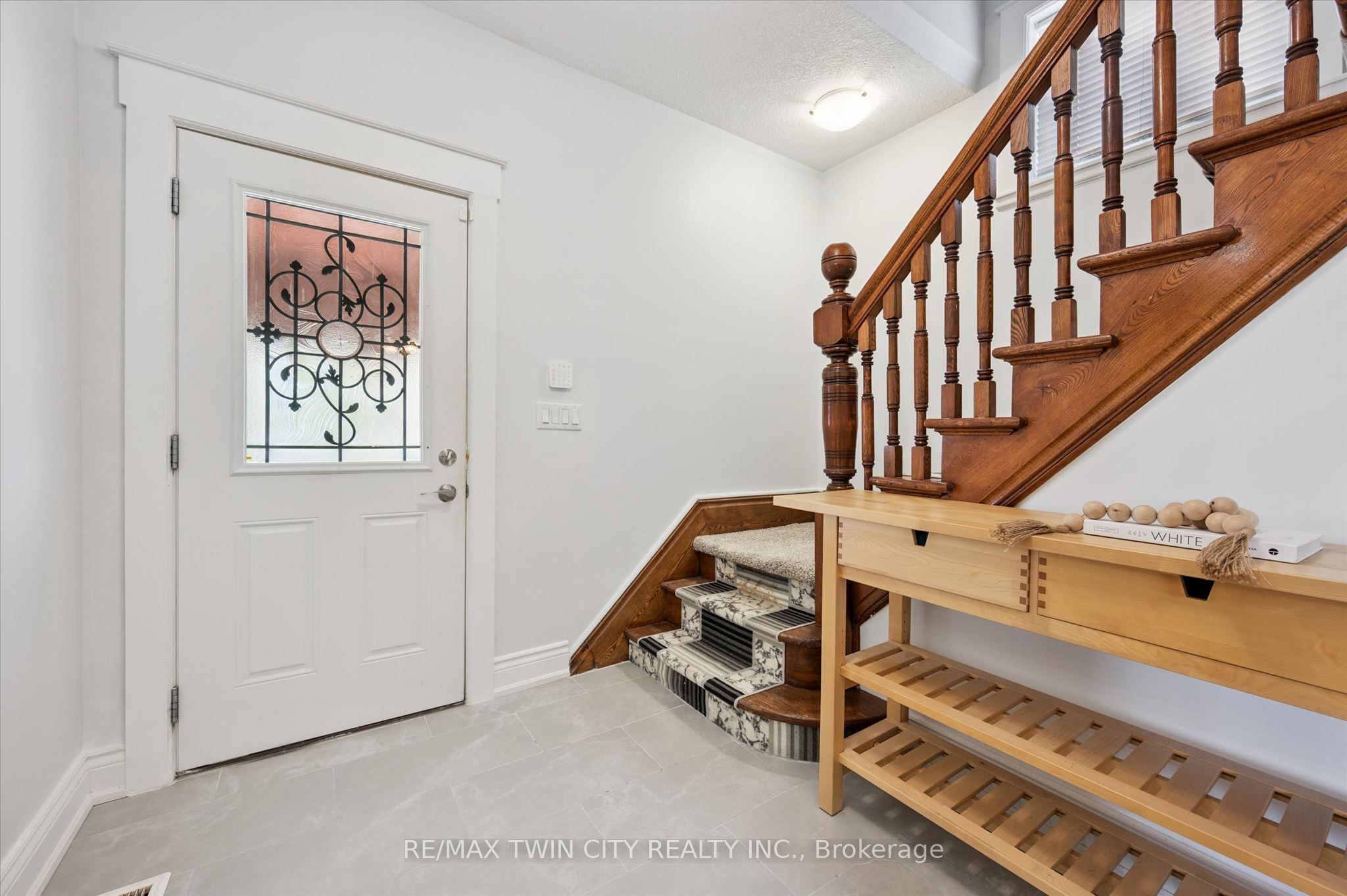 40 Madison Avenue S, Kitchener, ON N2G 3M5 photo 4