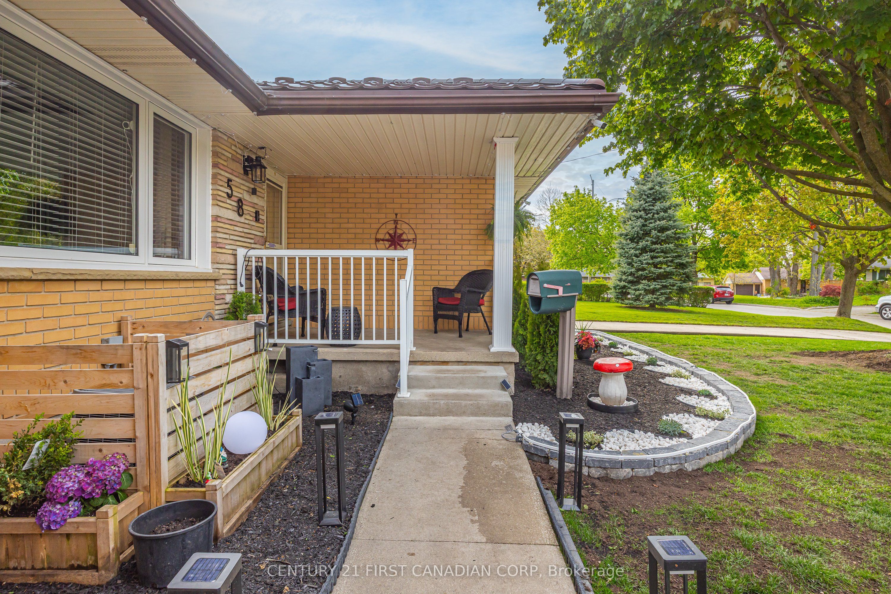 58 Centre Crescent N, London South, ON N6J 2Z6 photo 4