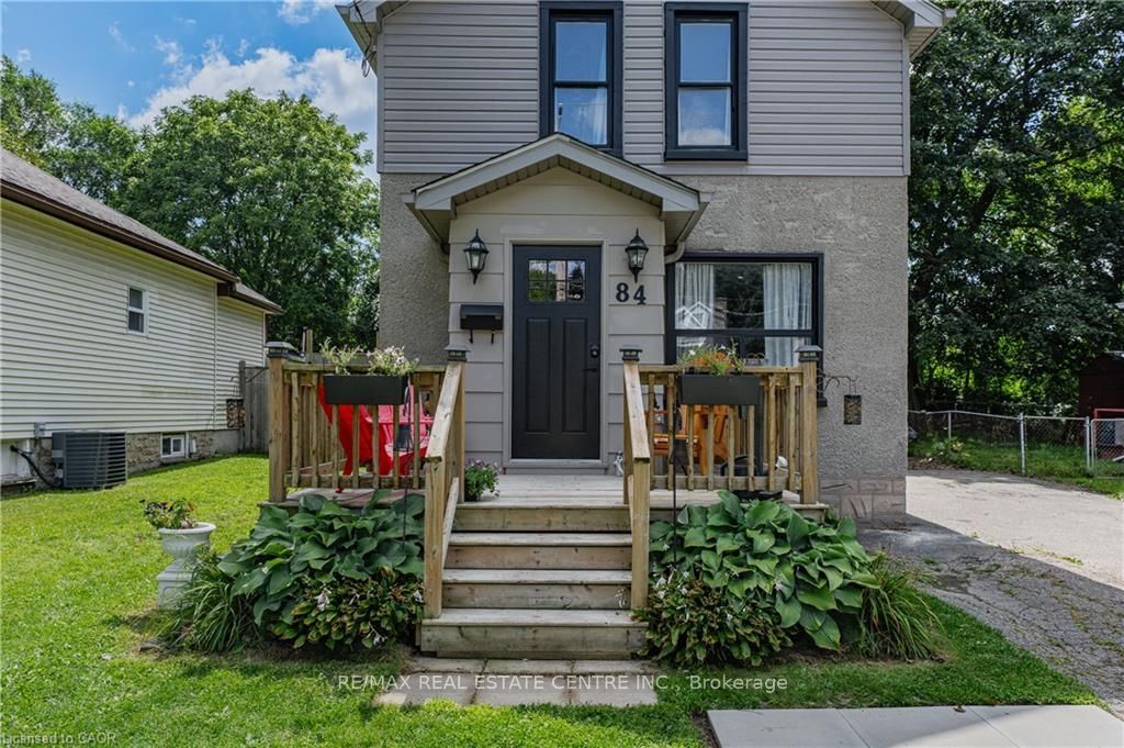 84 Norfolk Avenue, Cambridge, ON N1R 3T9 photo 4