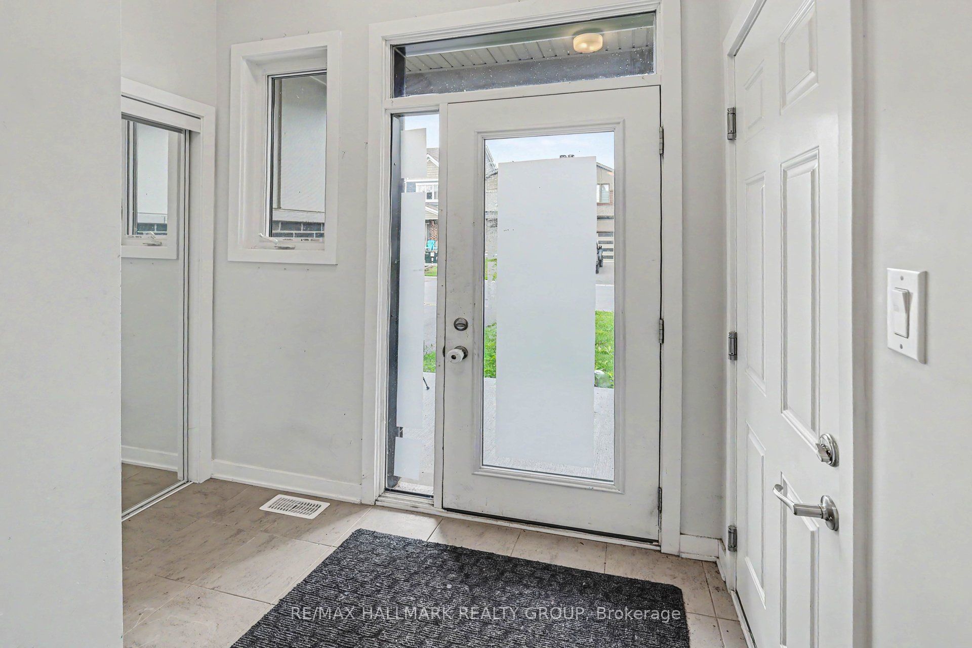 111 Yearling Circle, Stittsville - Munster - Richmond, ON K0A 2Z0 photo 4