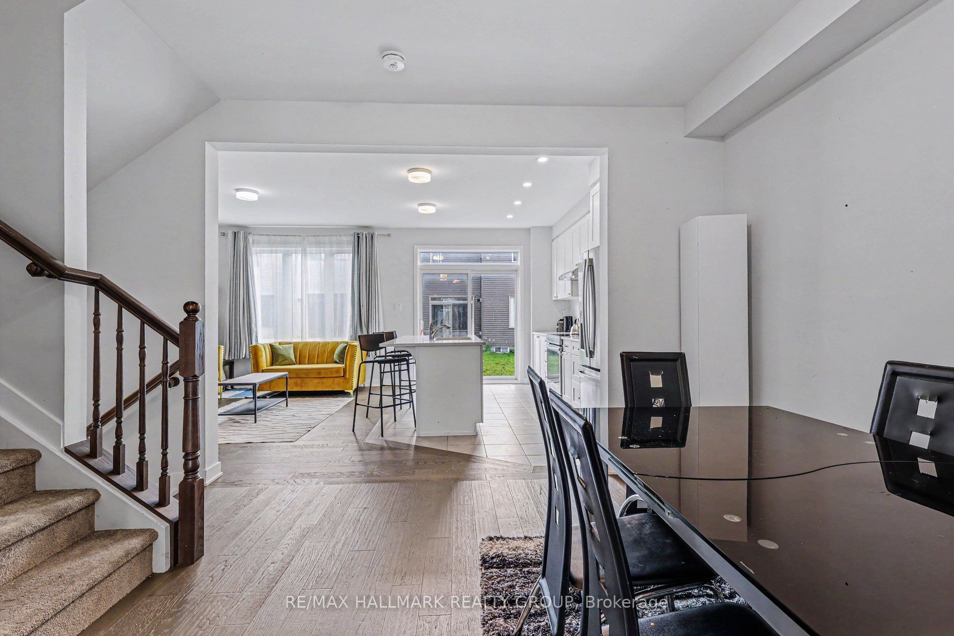 111 Yearling Circle, Stittsville - Munster - Richmond, ON K0A 2Z0 photo 5