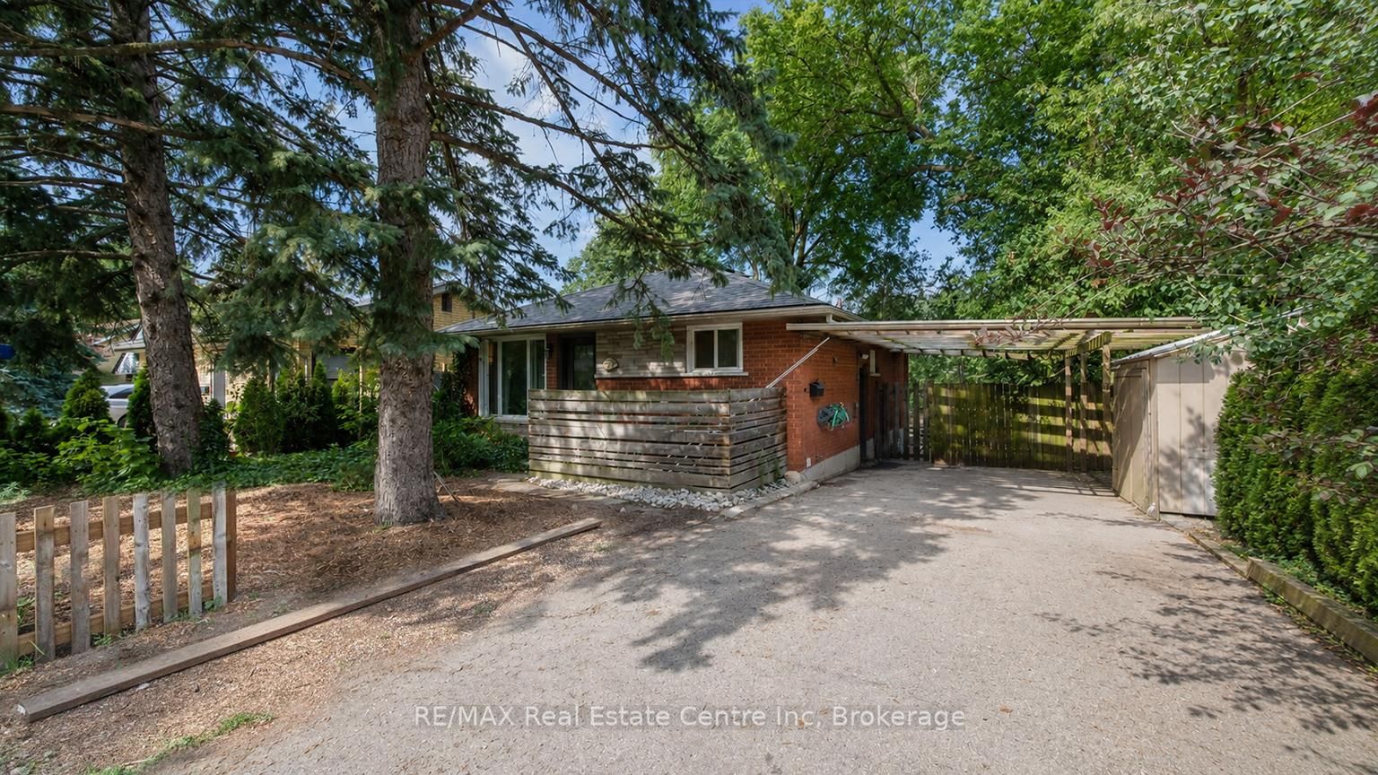 277 KATHLEEN Street, Guelph, ON N1H 4Y7 photo 2