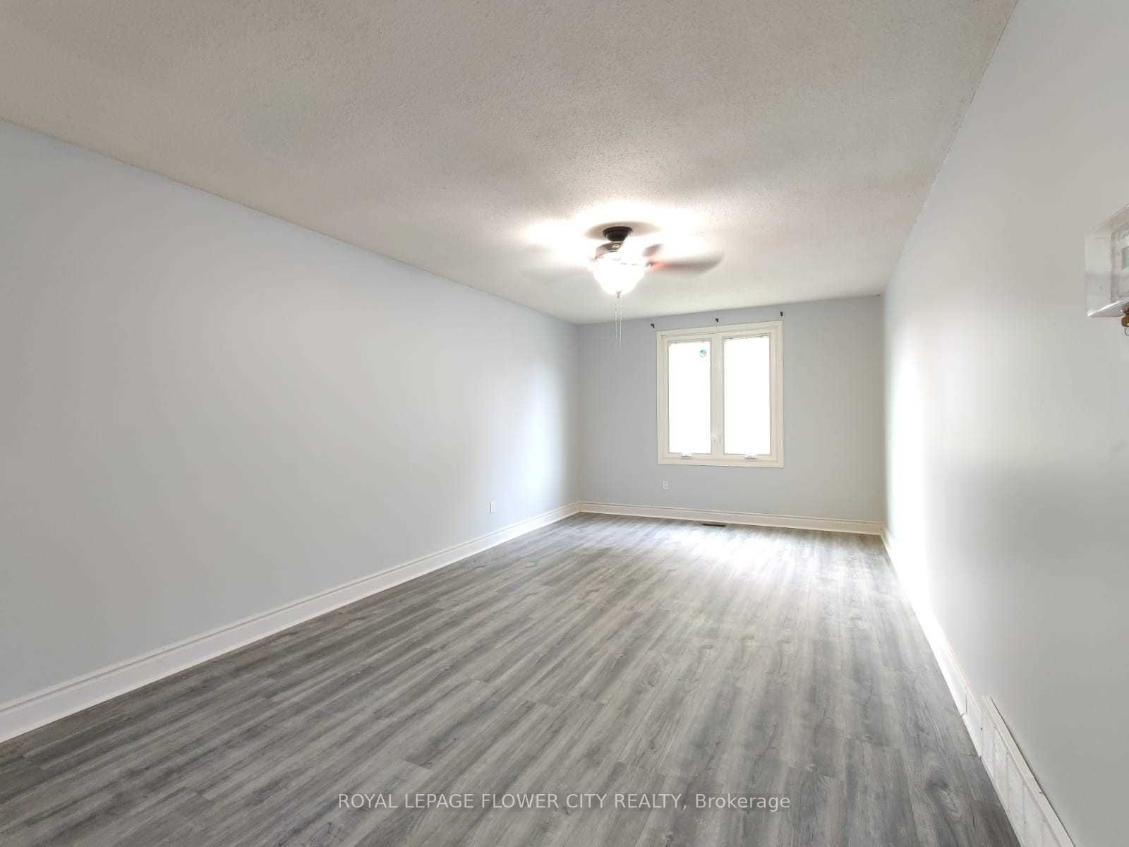 49 Mccrae Drive, Welland, ON L3C 6C9 photo 3