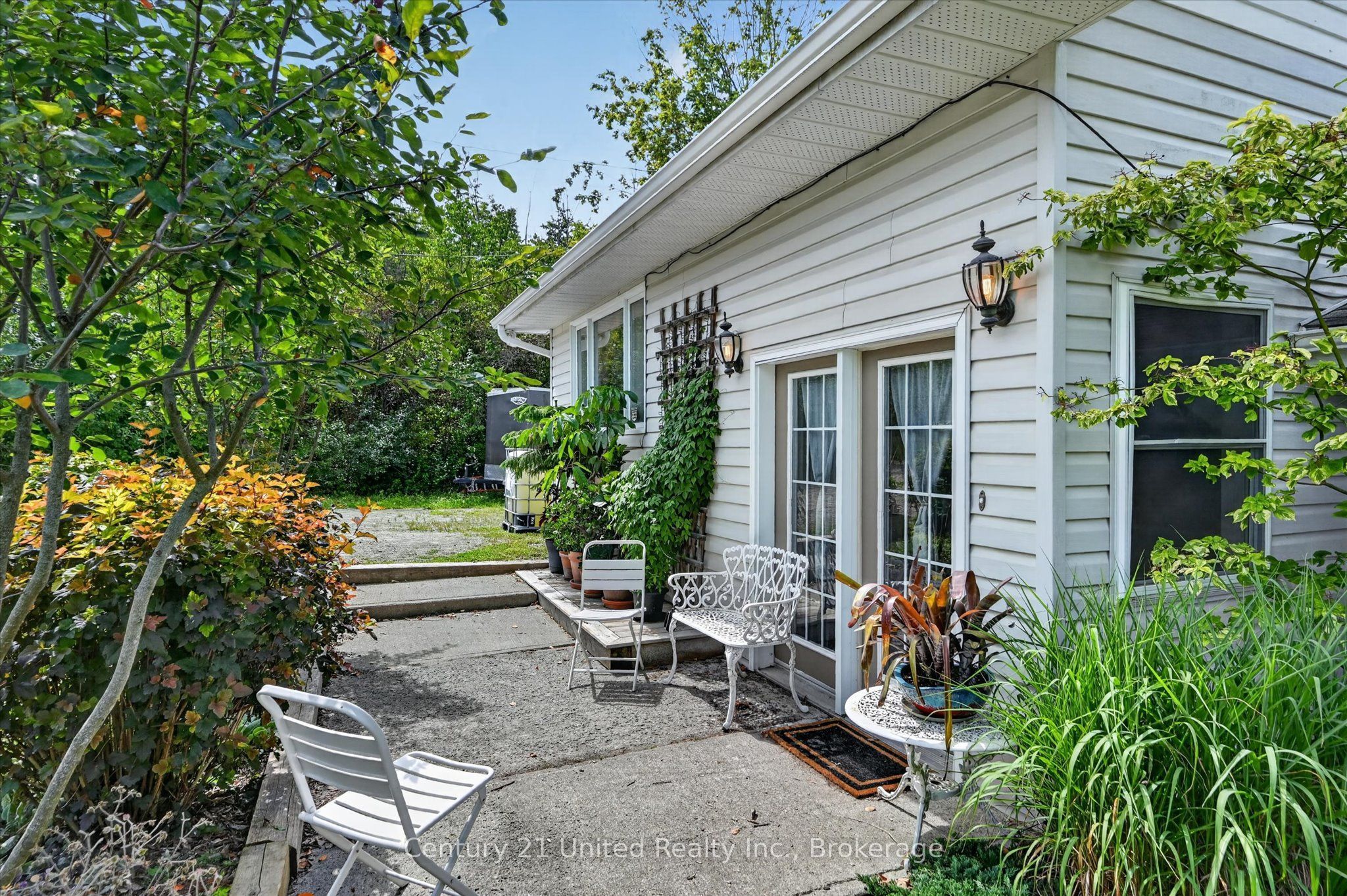 2826 Television Road, Douro-Dummer, ON K9L 1G1 photo 2