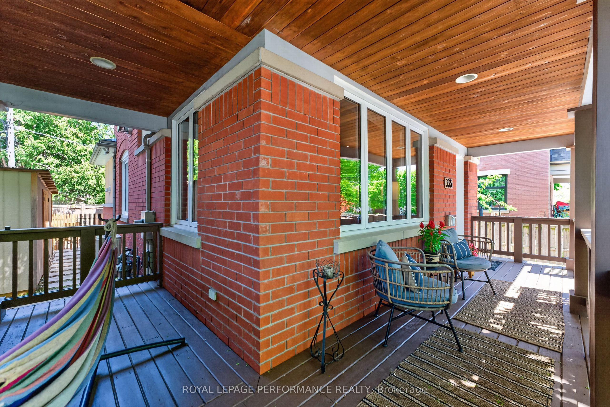 335 Osgoode Street, Lower Town - Sandy Hill, ON K1N 1H2 photo 3