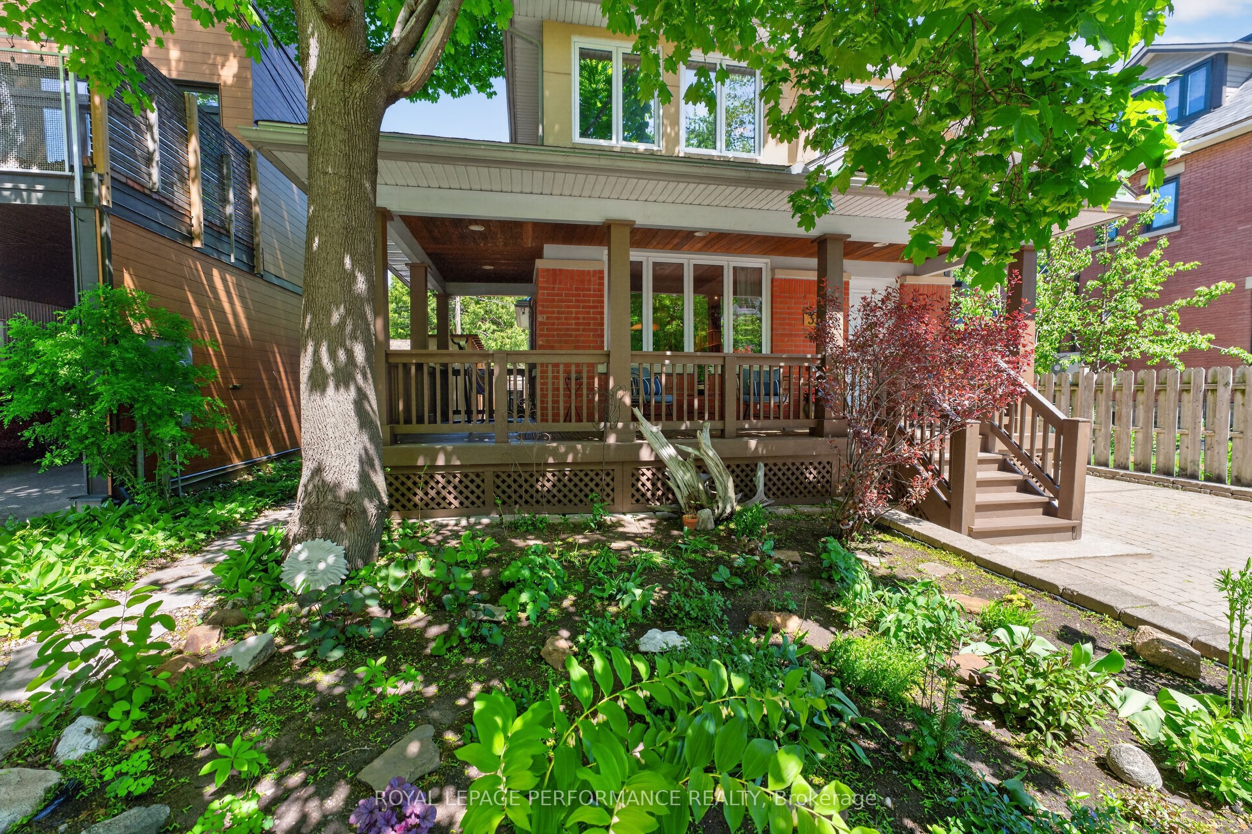 335 Osgoode Street, Lower Town - Sandy Hill, ON K1N 1H2 photo 4