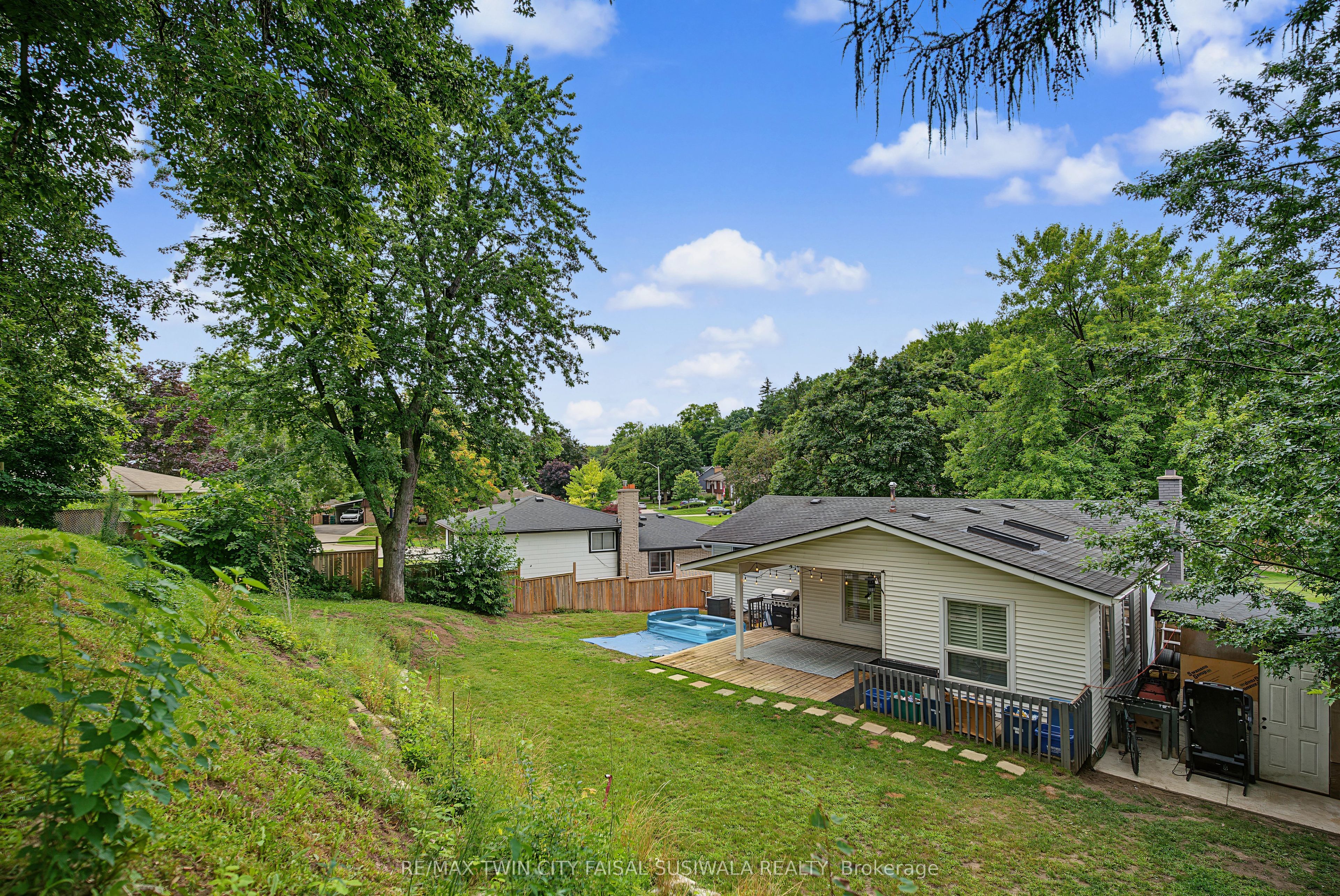 197 Kribs Street, Cambridge, ON N3C 2L9 photo 4