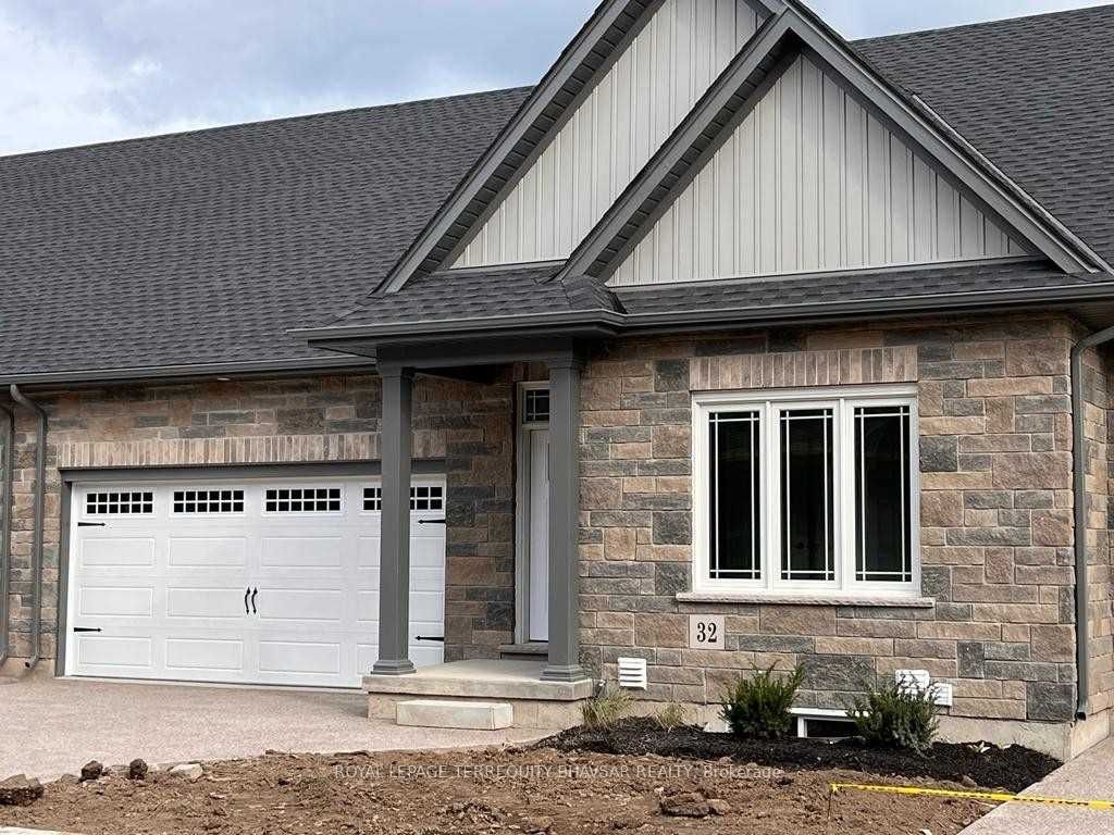 45 Dorchester Boulevard 32, St. Catharines, ON L2M 0C4 photo 2