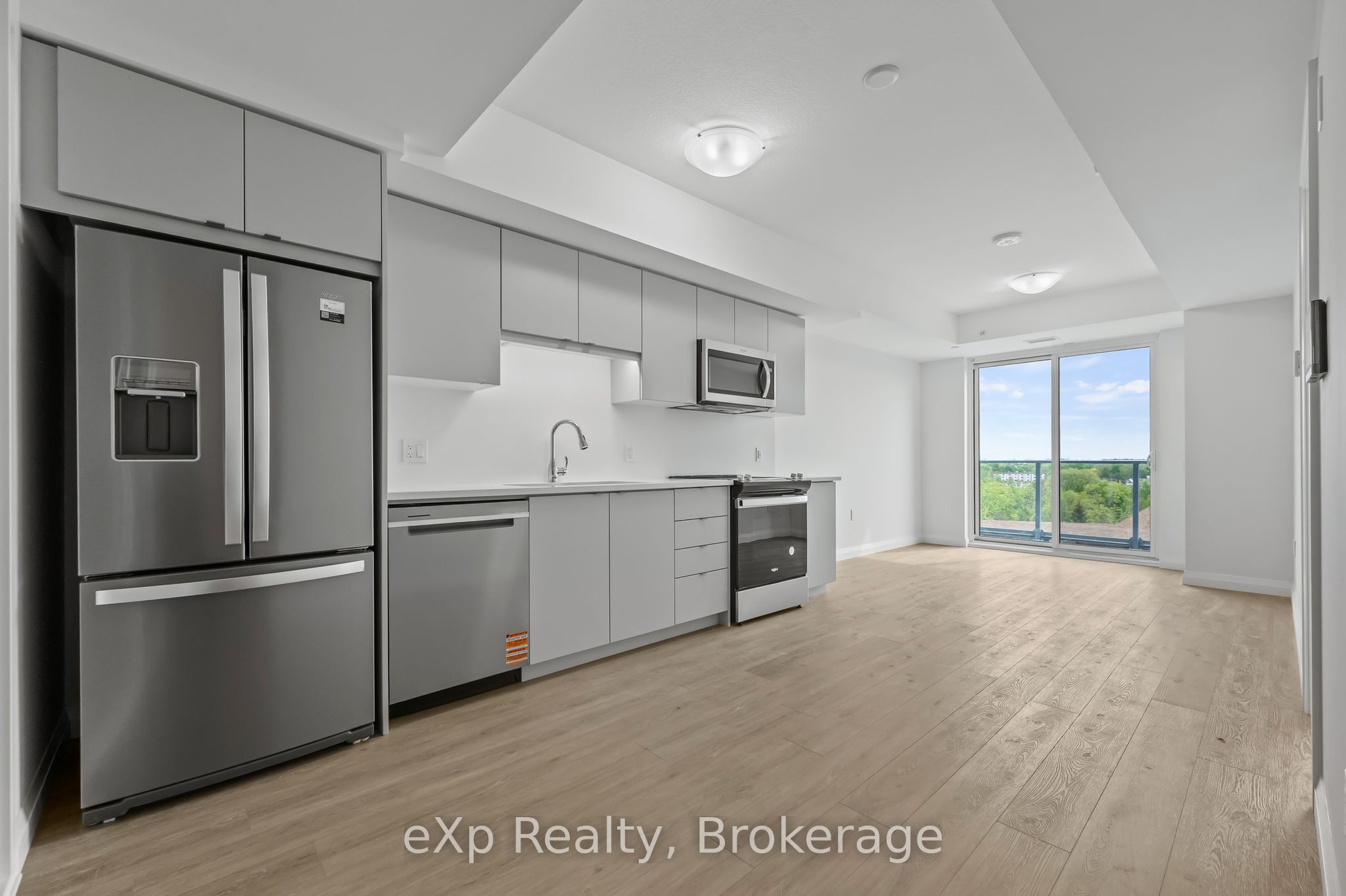 93 Arthur Street S 606, Guelph, ON N1E 0T3