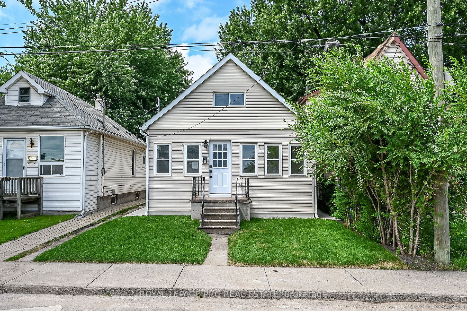 29 Mckinstry Street, Hamilton, ON L8L 6C2 photo 2