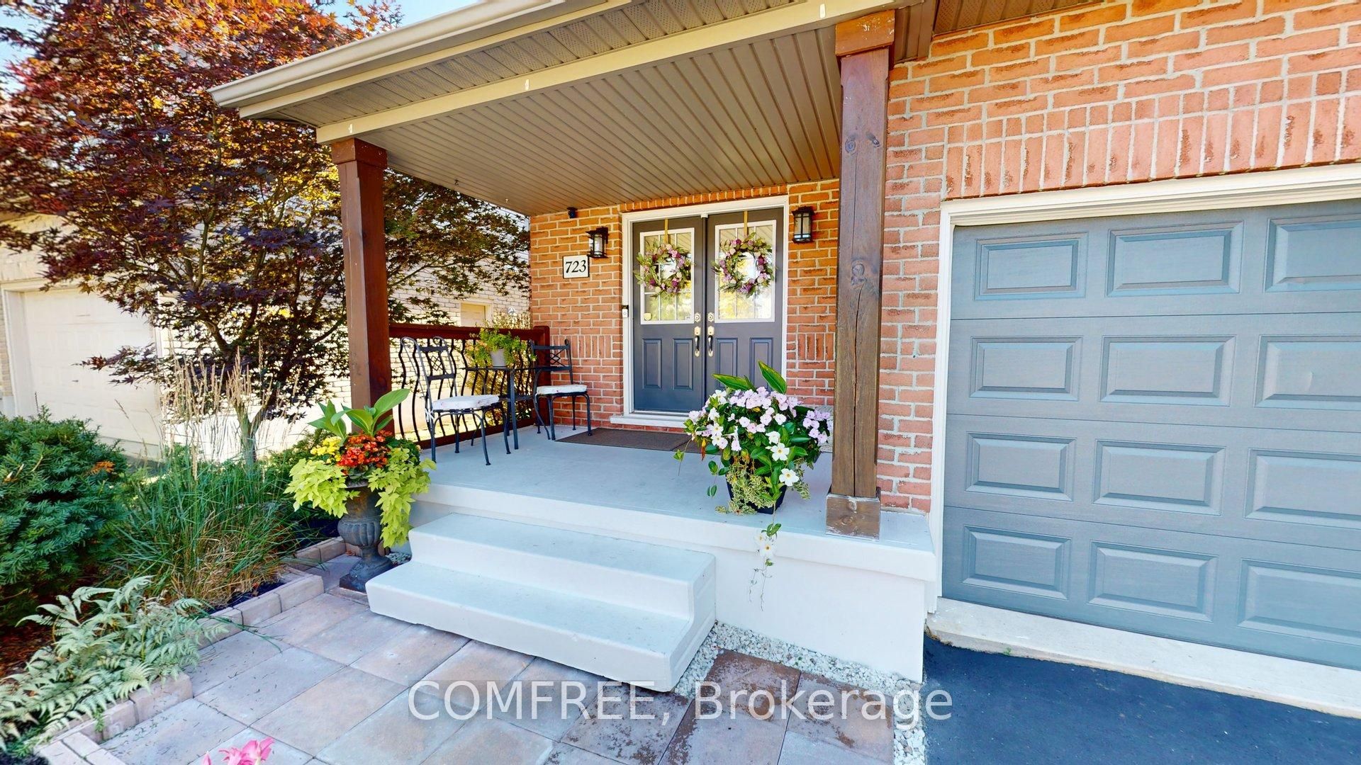 723 Munich Circle, Waterloo, ON N2V 2N6 photo 2