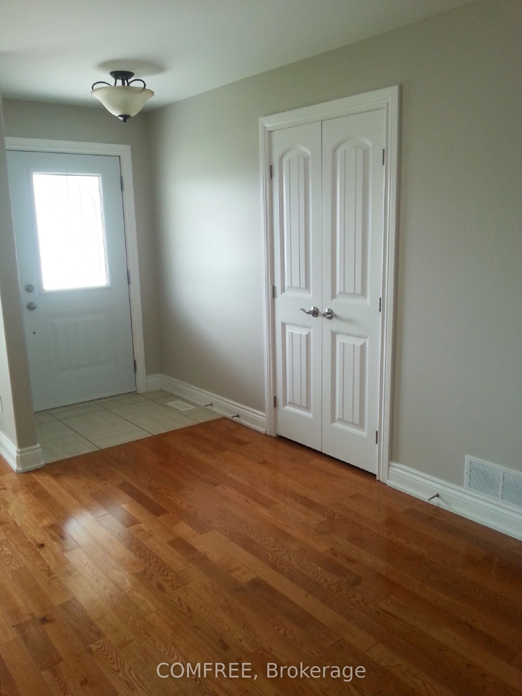 703 Aberdeen Street, Renfrew, ON K7V 0A3 photo 3
