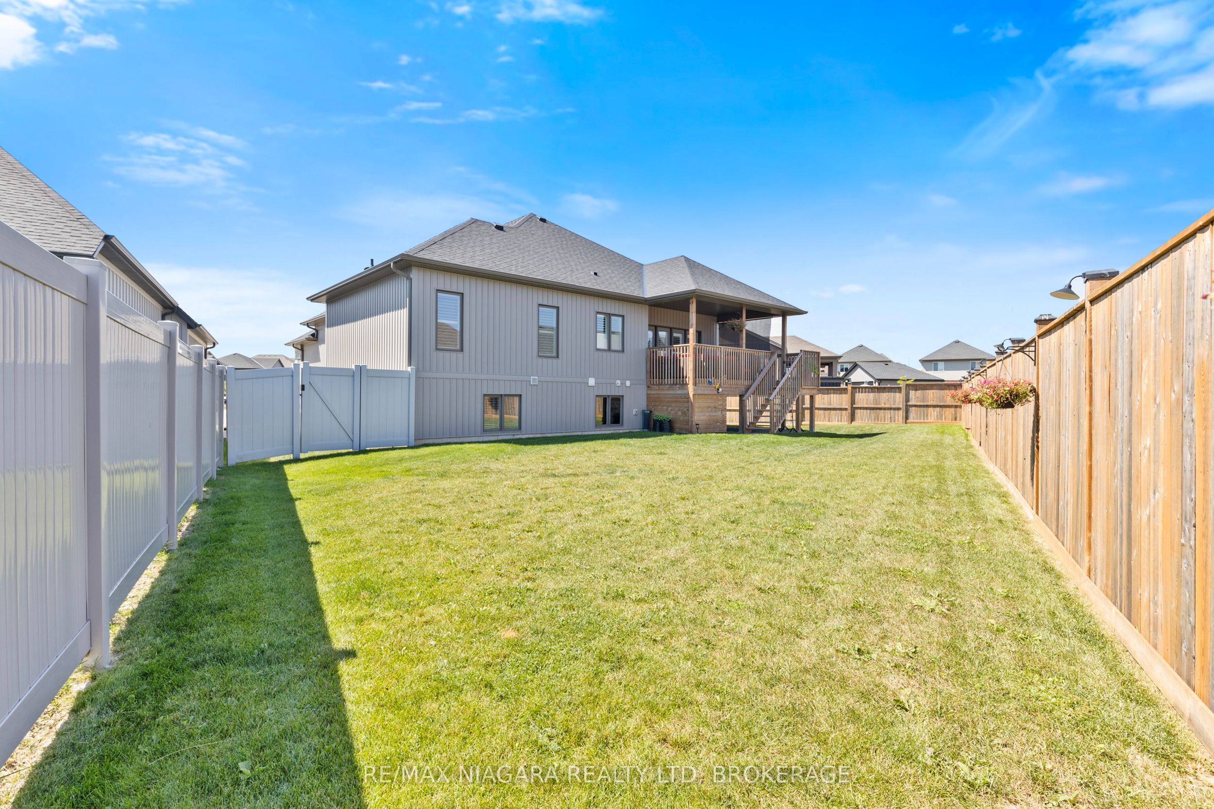 3 Delicious Court, Thorold, ON L2V 0B8 photo 4