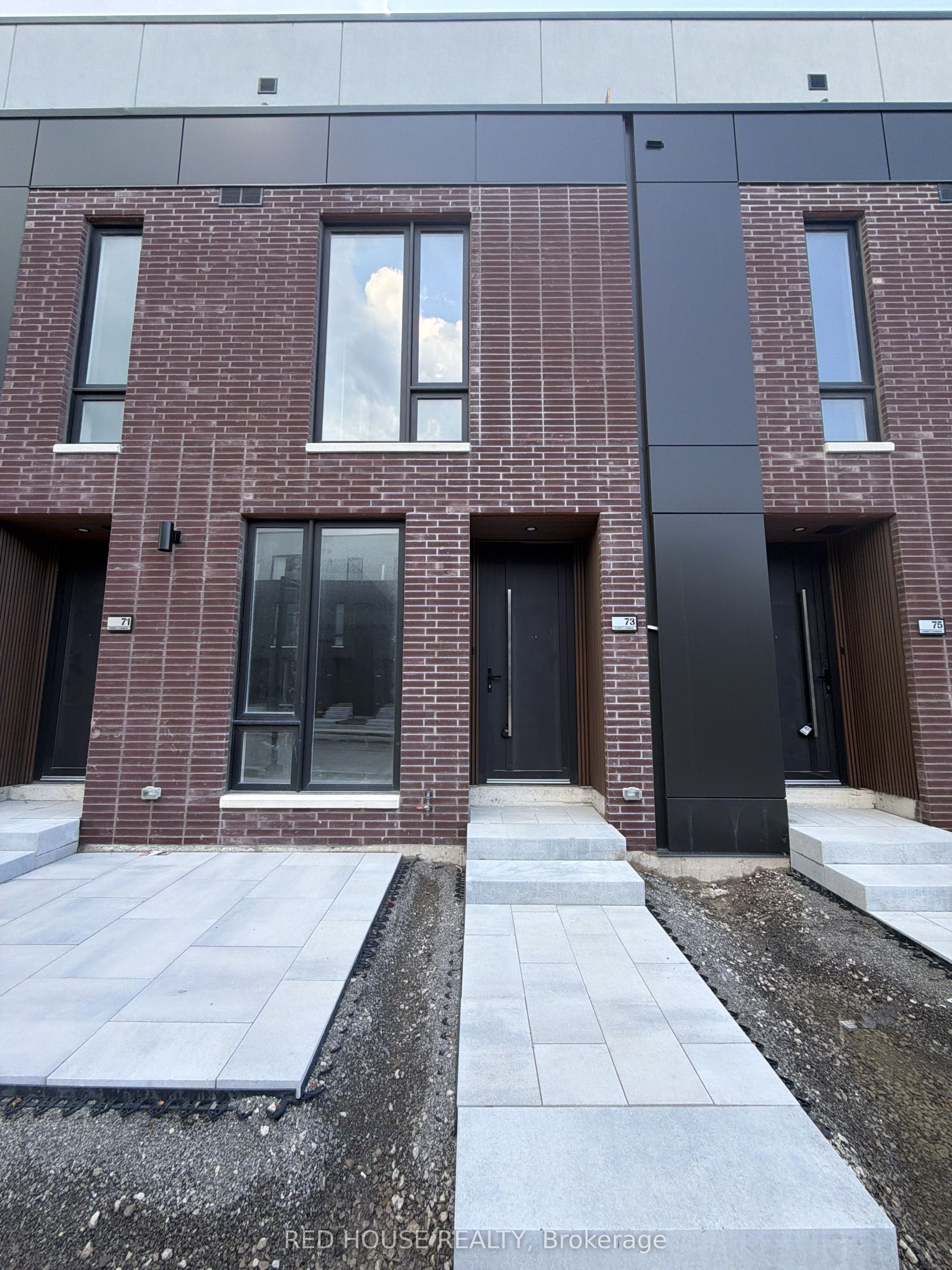 73 Everett Common, St. Catharines, ON L2P 0H1
