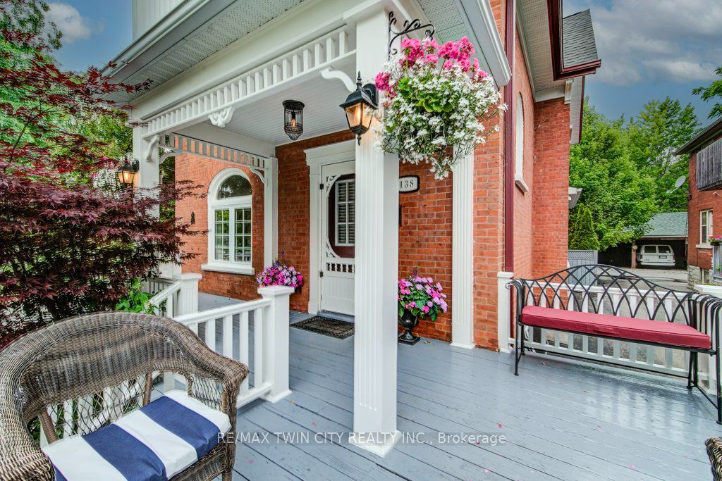 138 Water Street S, Kitchener, ON N2G 1Z5 photo 5