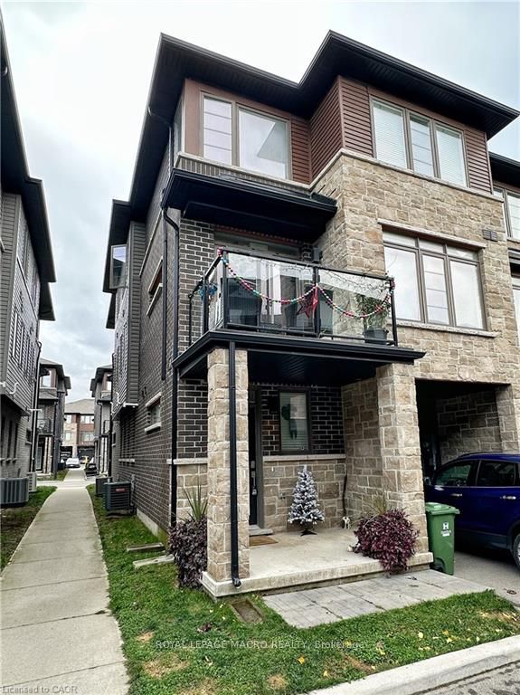 30 Times Square Boulevard 98, Hamilton, ON L8J 0M1