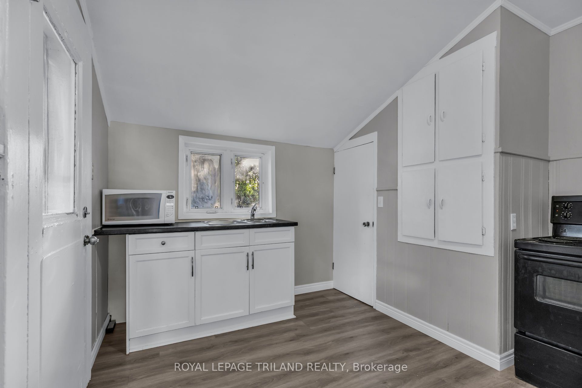 23 Lydia Street A, St. Thomas, ON N5R 3Z8 photo 4