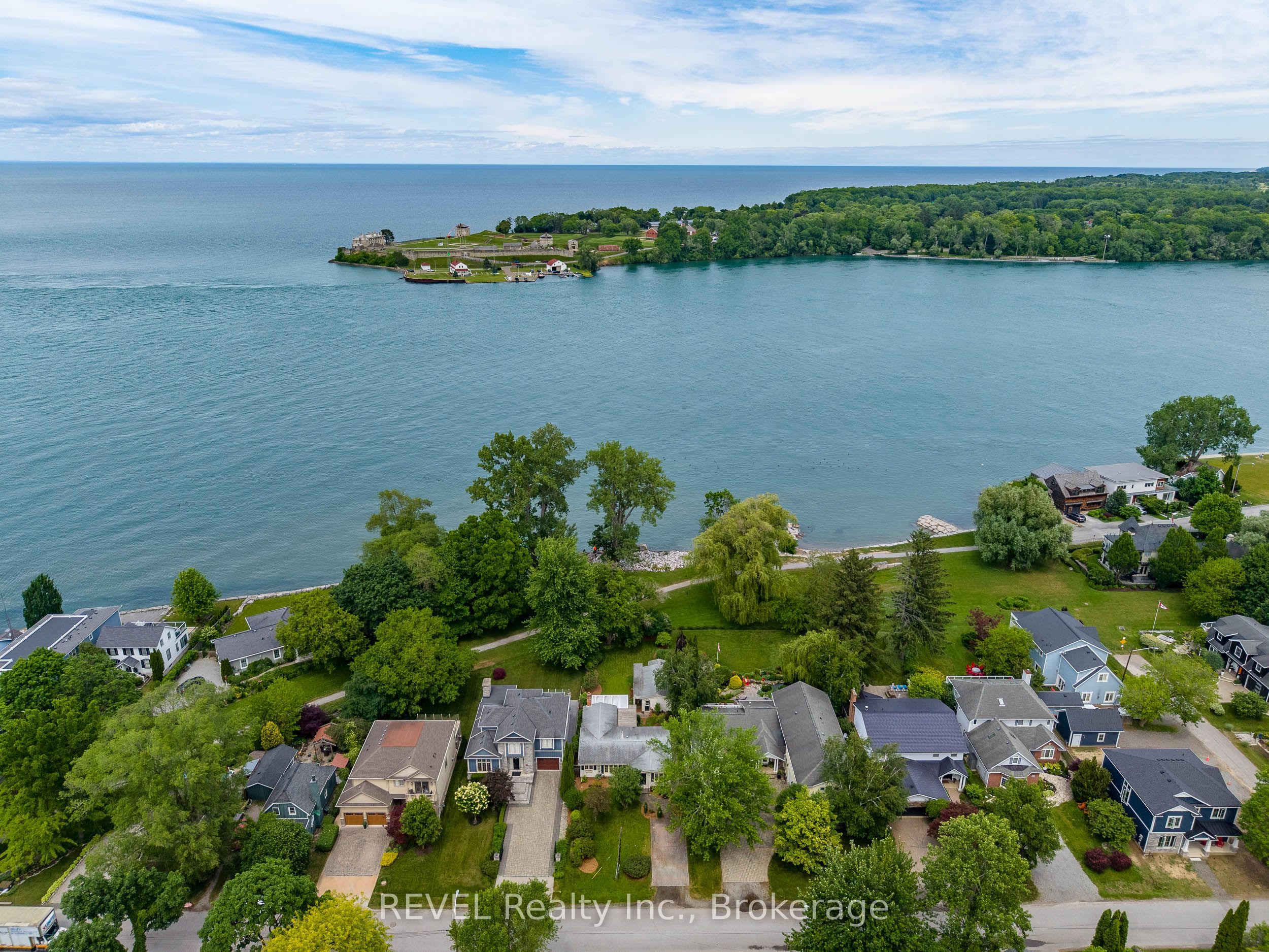 55 Delater Street, Niagara-on-the-Lake, ON L0S 1J0 photo 2