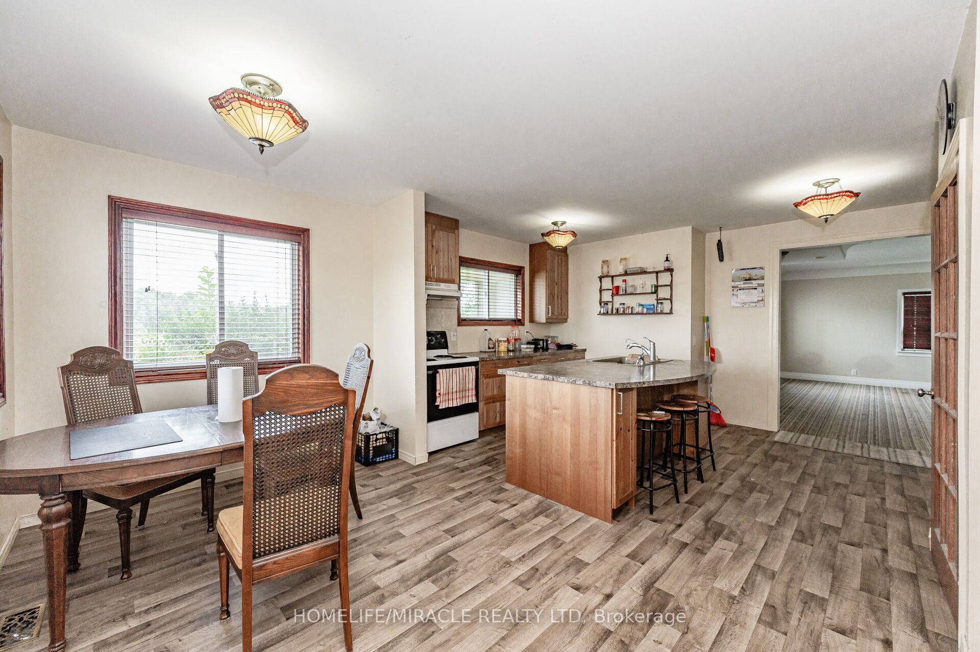 1388 Highway 6 N, Hamilton, ON L8N 2Z7 photo 4