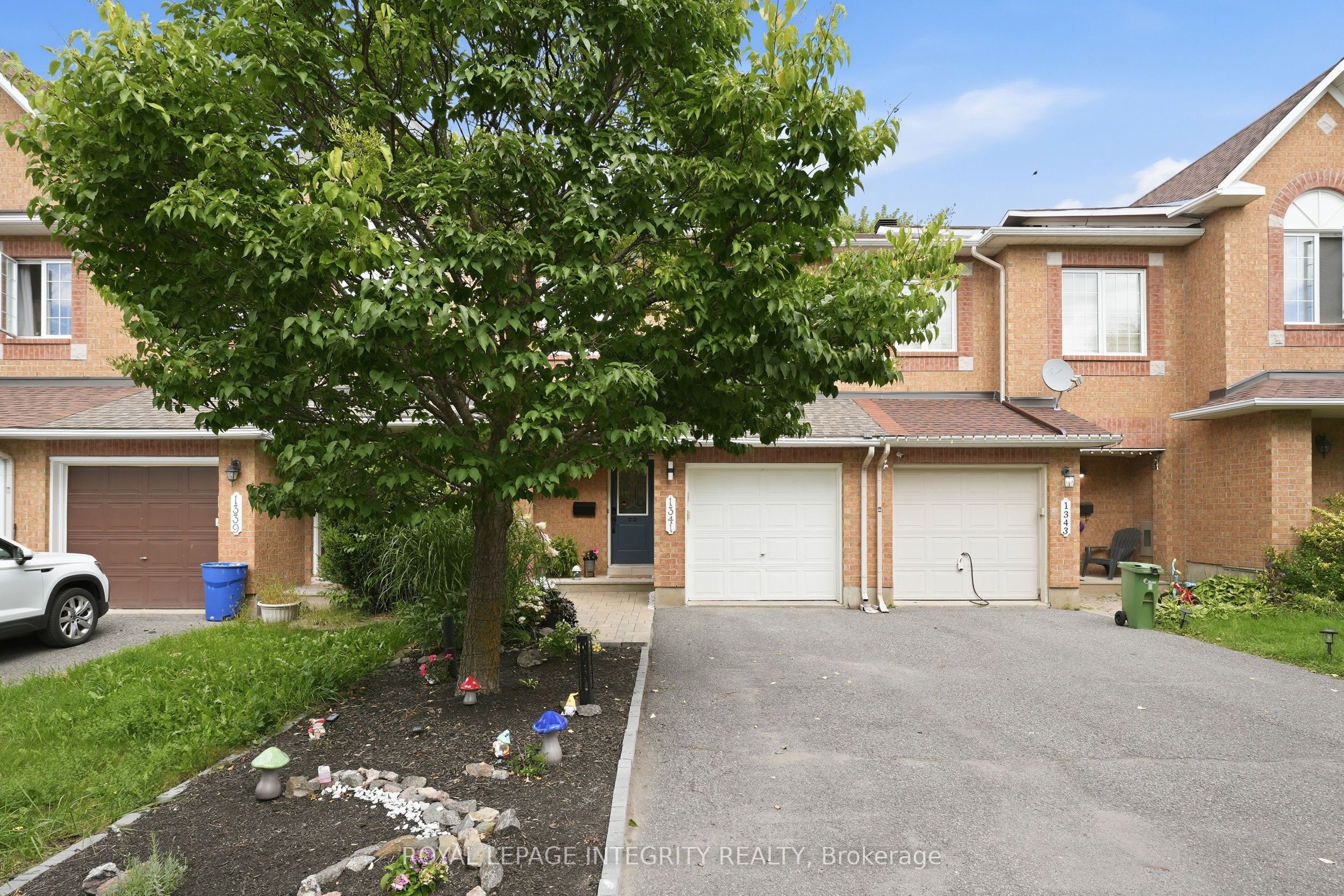 1341 Halton Terrace, Kanata, ON K2K 3J2