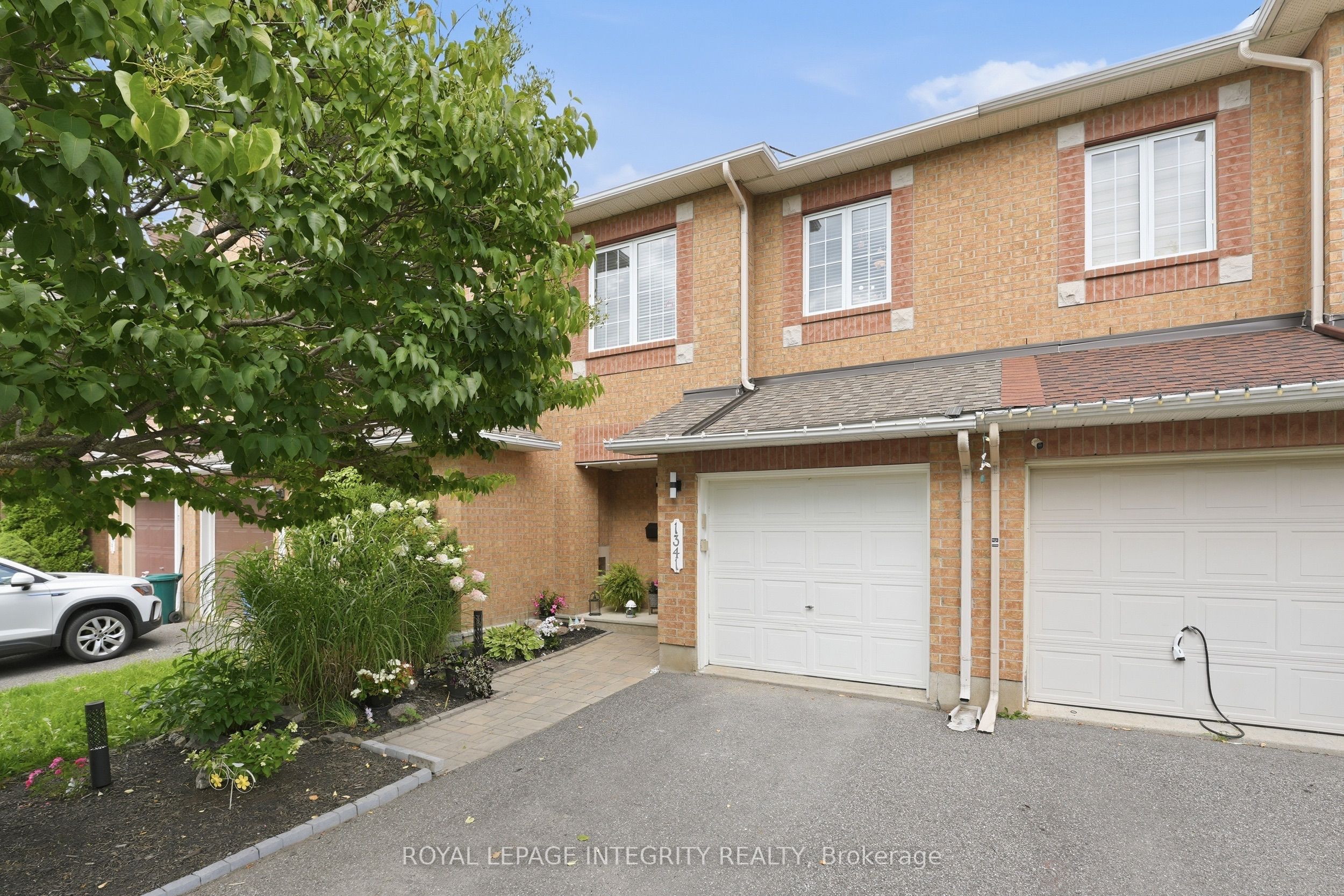 1341 Halton Terrace, Kanata, ON K2K 3J2 photo 2