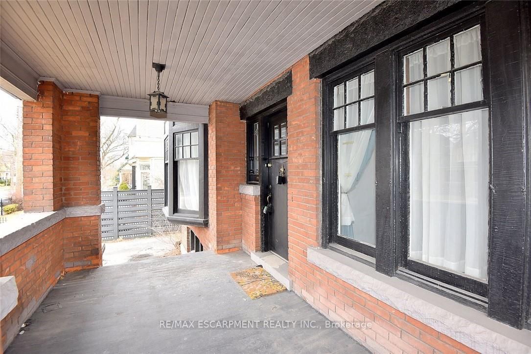 103 Sherman Avenue S, Hamilton, ON L8M 2P8 photo 3