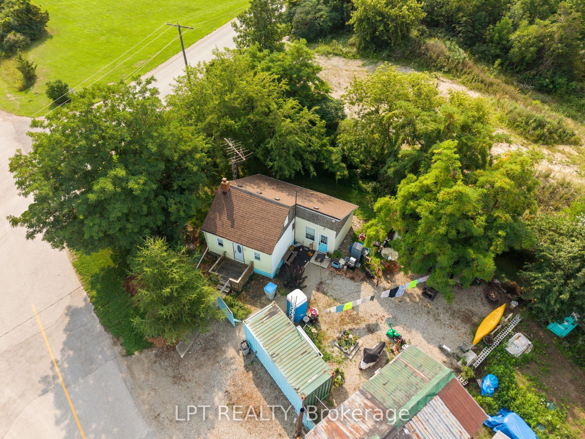 8349 Ravenswood Line, Lambton Shores, ON N0M 1N0