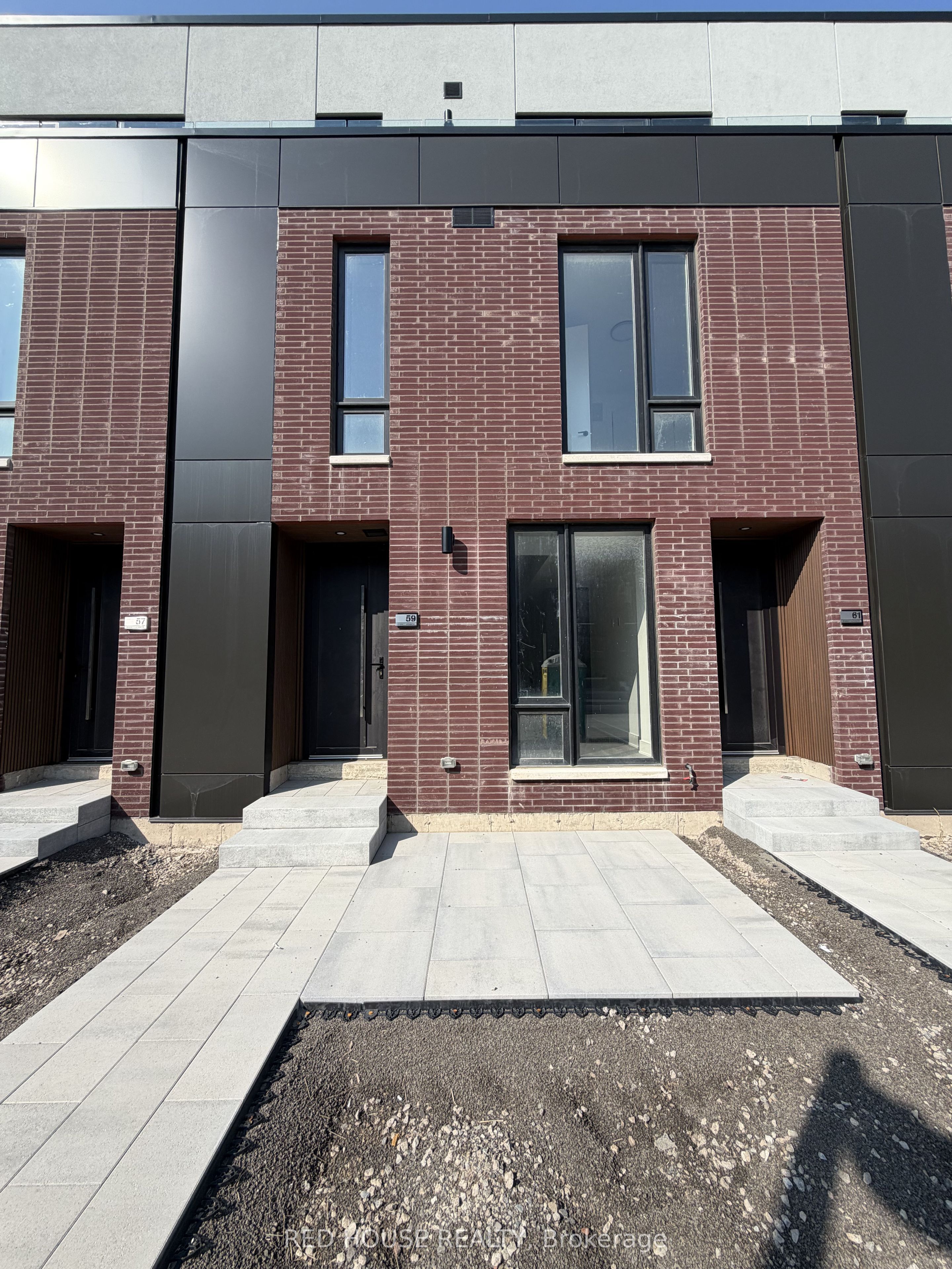 59 Everett Common, St. Catharines, ON L2P 0H1