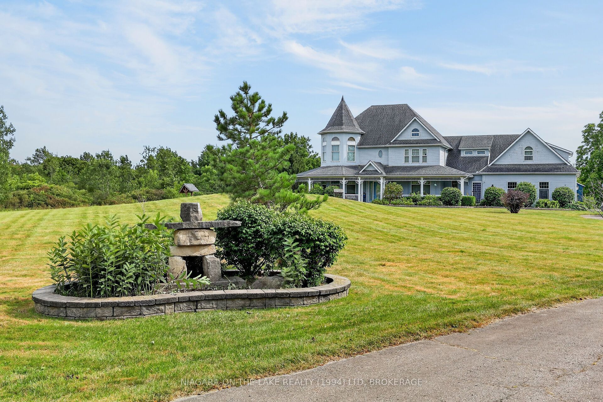 2975 Nigh Road, Fort Erie, ON L0S 1N0 photo 3