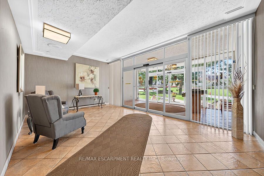 30 Harrisford Street 908, Hamilton, ON L8K 6N1 photo 4