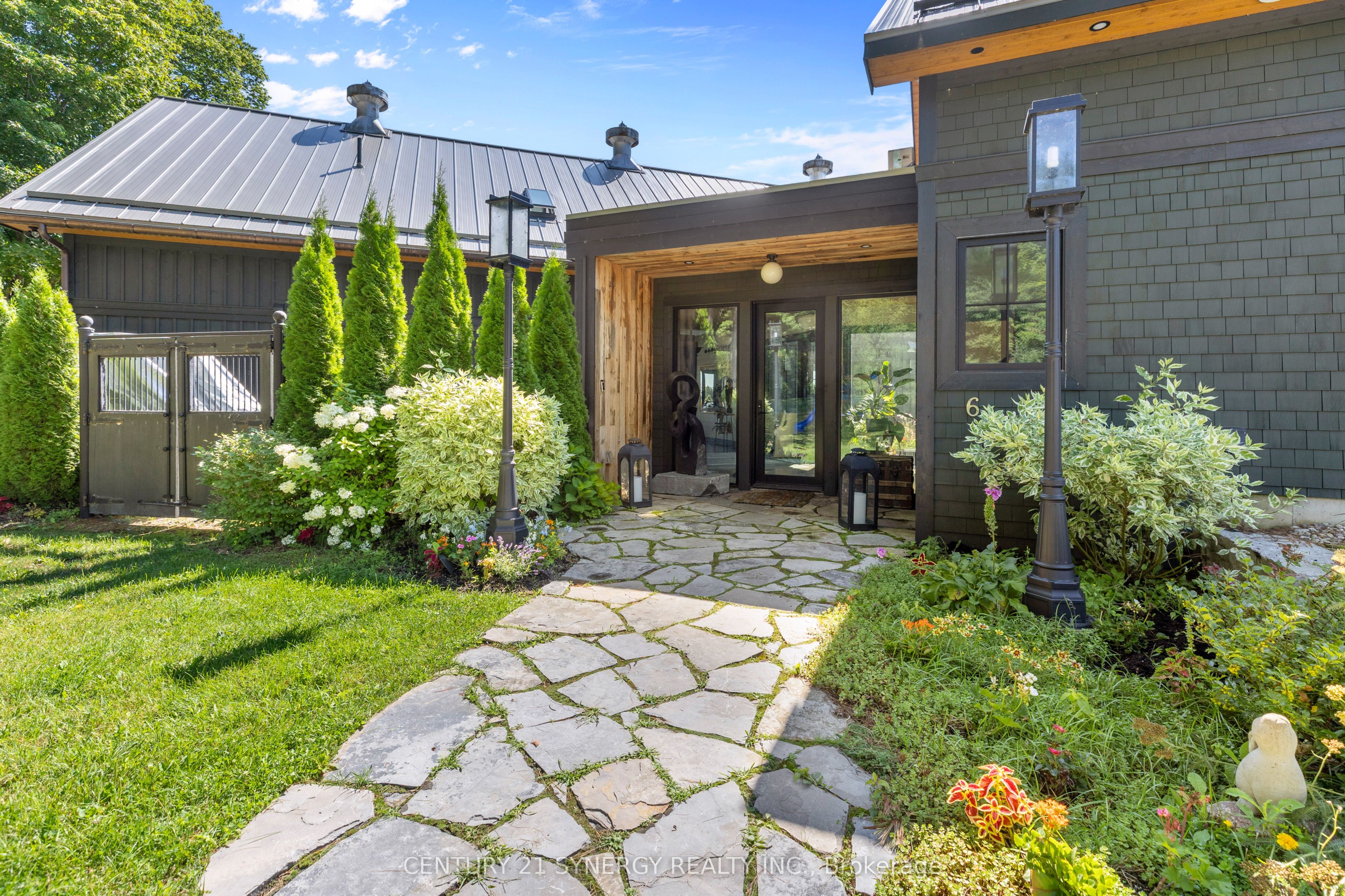 4/6 Sifton Road, Front of Yonge, ON K0E 1R0 photo 2