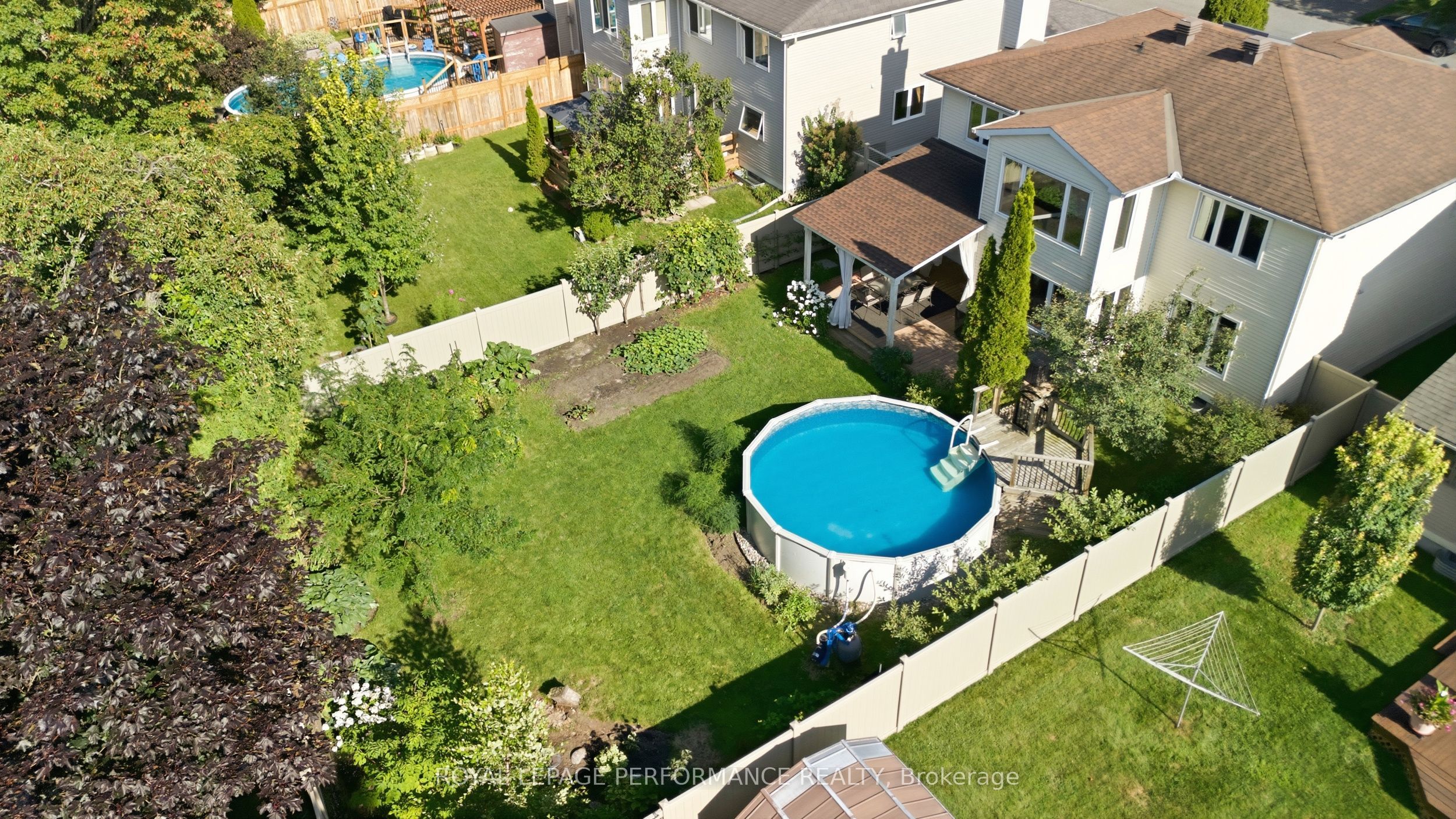 14 Wellfleet Crescent, Barrhaven, ON K2J 2Y2 photo 3