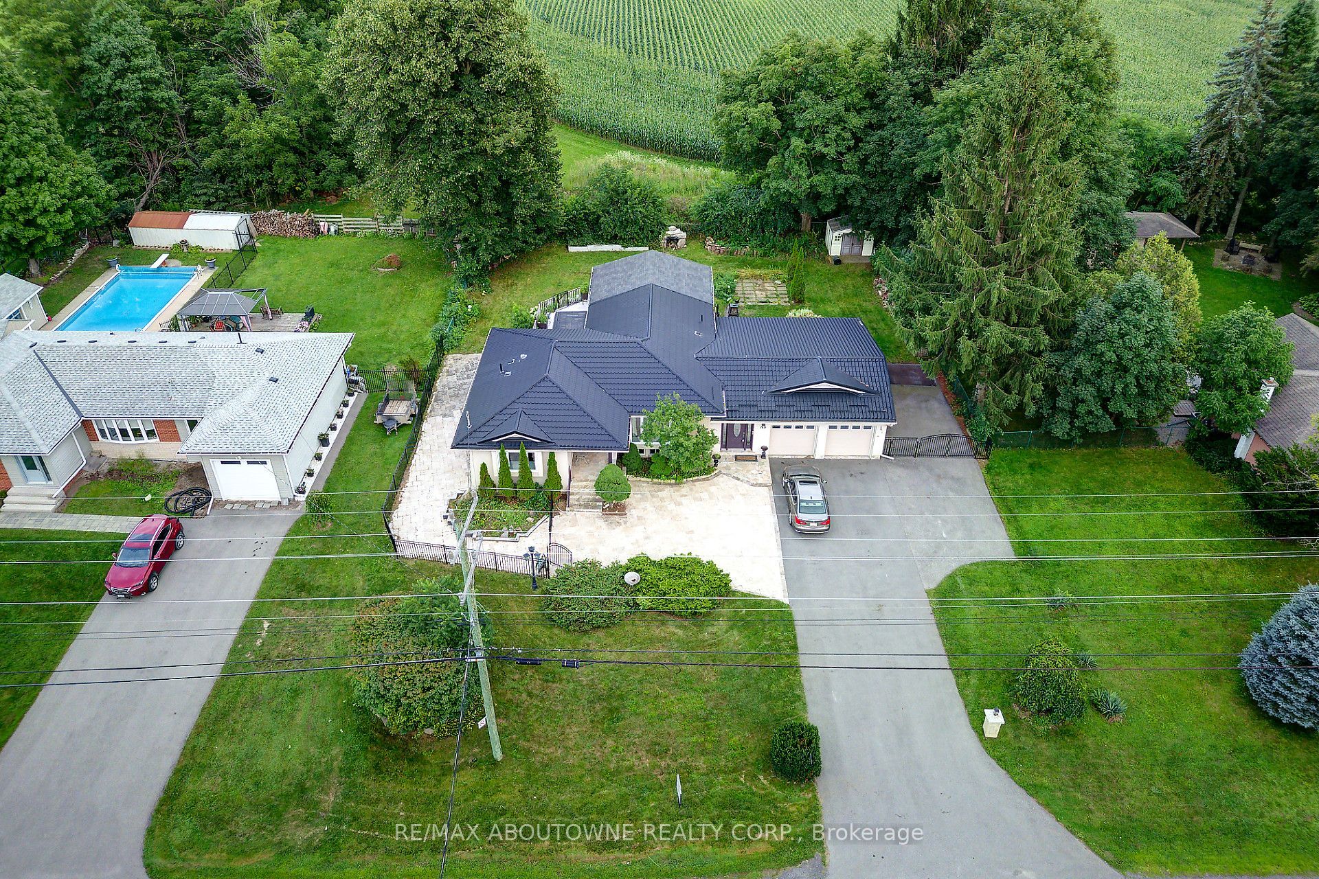 178 Carlisle Road, Hamilton, ON L0R 1H2 photo 2