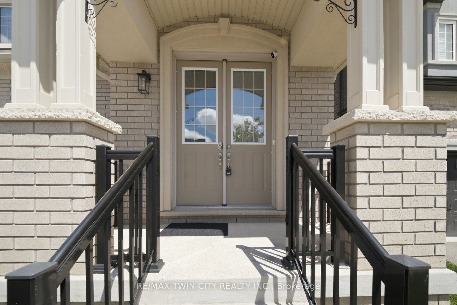 151 Bilanski Farm Road, Brantford, ON N3S 0J3 photo 4