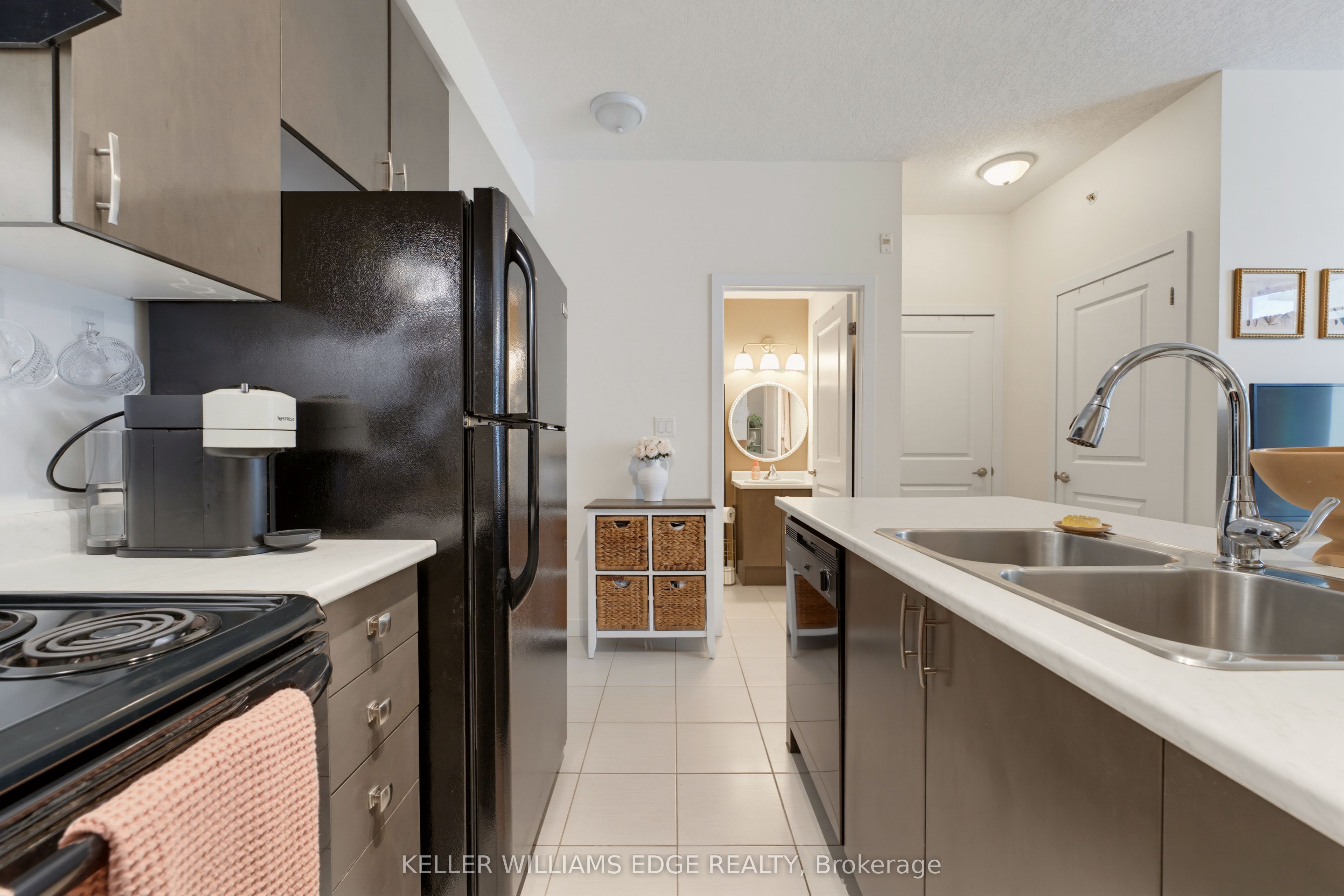 85 Robinson Street 608, Hamilton, ON L8P 0B9 photo 5
