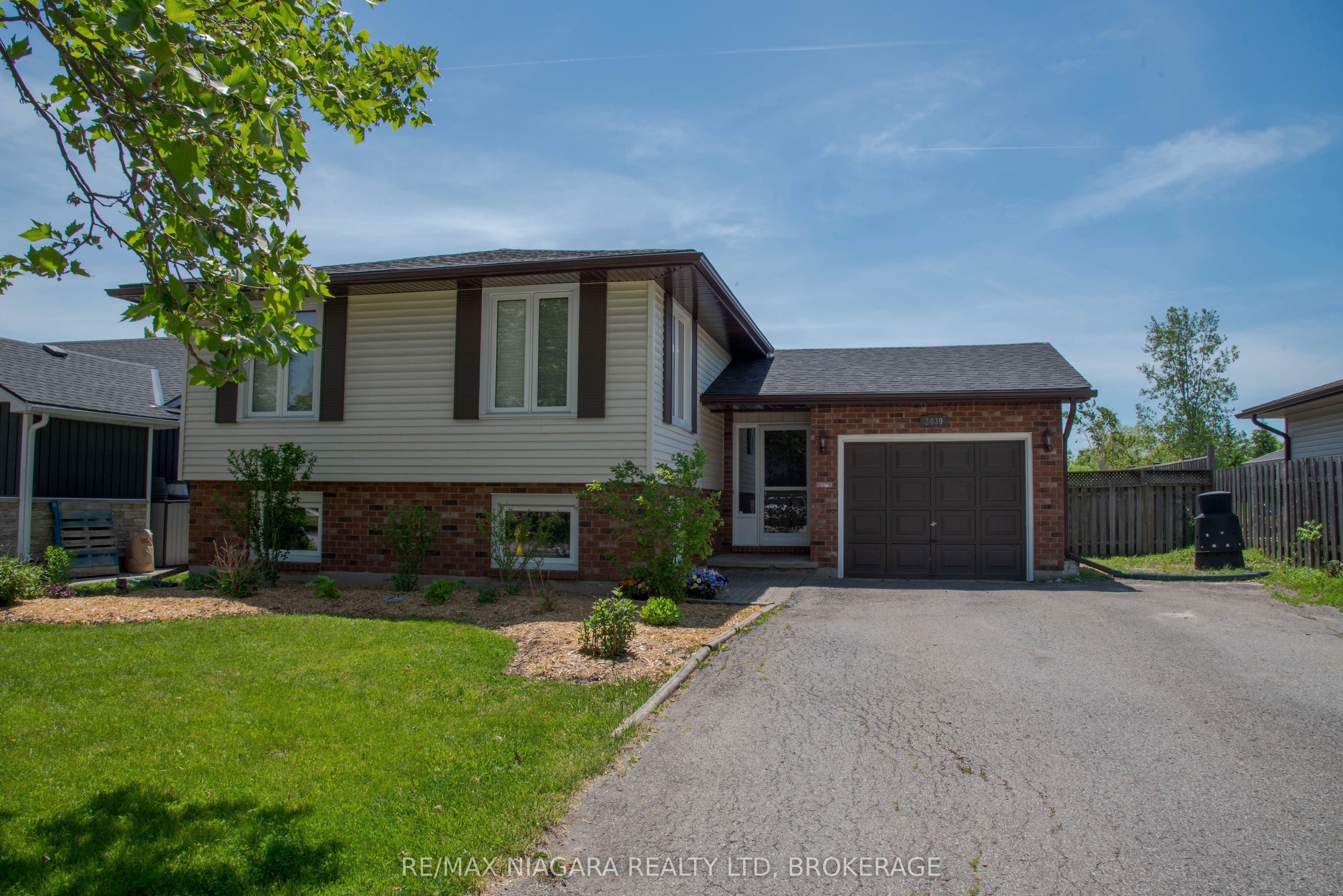2439 CORAL Avenue, Fort Erie, ON L0S 1S0 photo 4