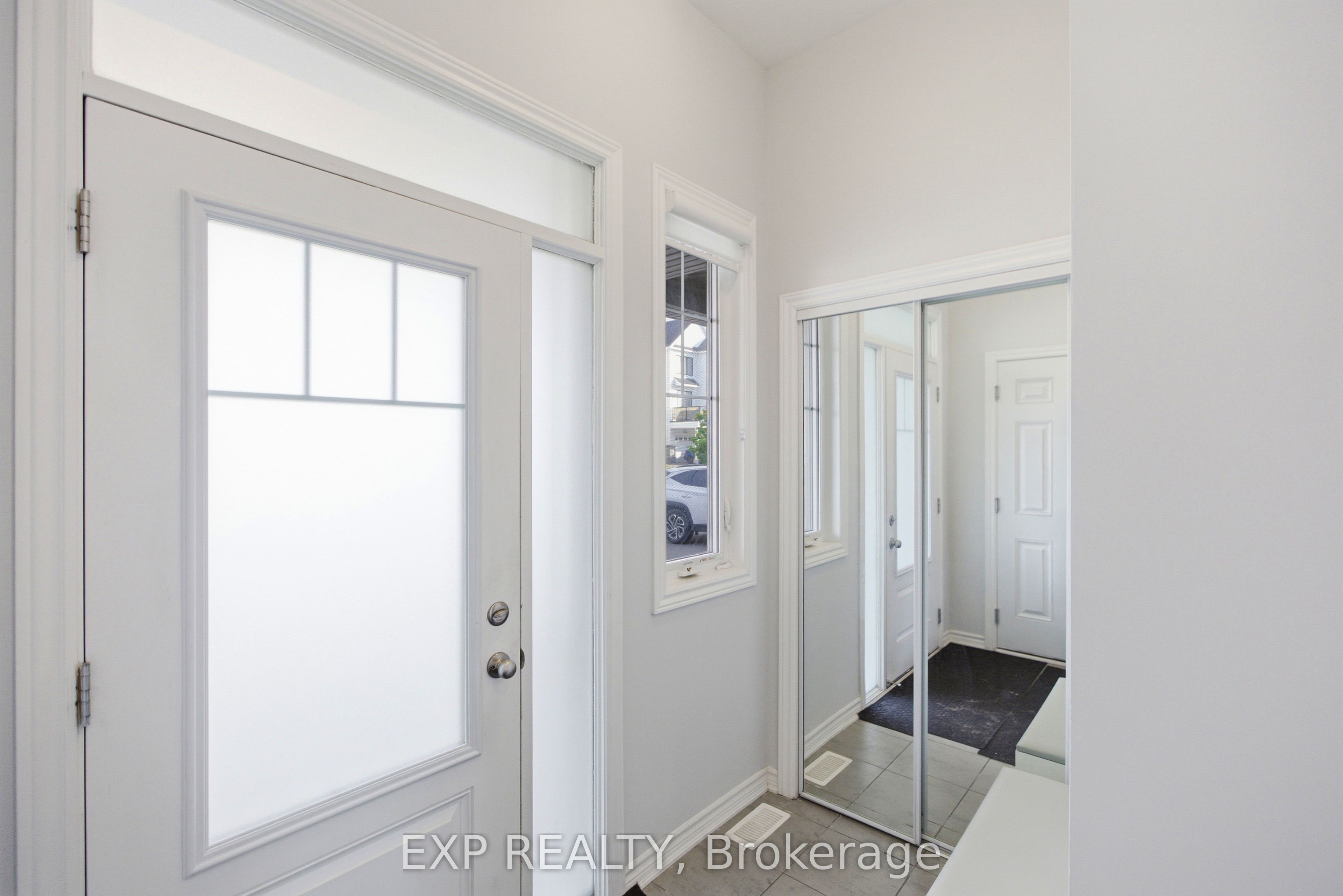 44 Lentago Avenue, Barrhaven, ON K2J 7A2 photo 3