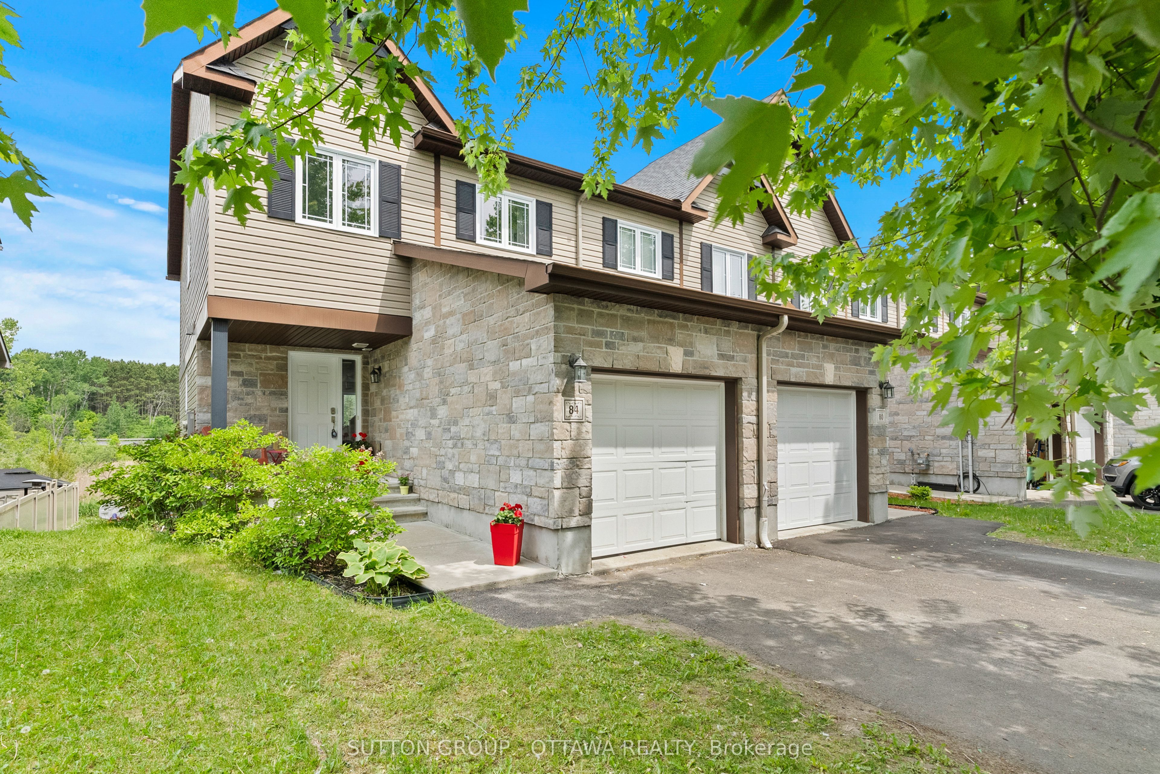 84 NATHALIE Street, Clarence-Rockland, ON K4K 0J3