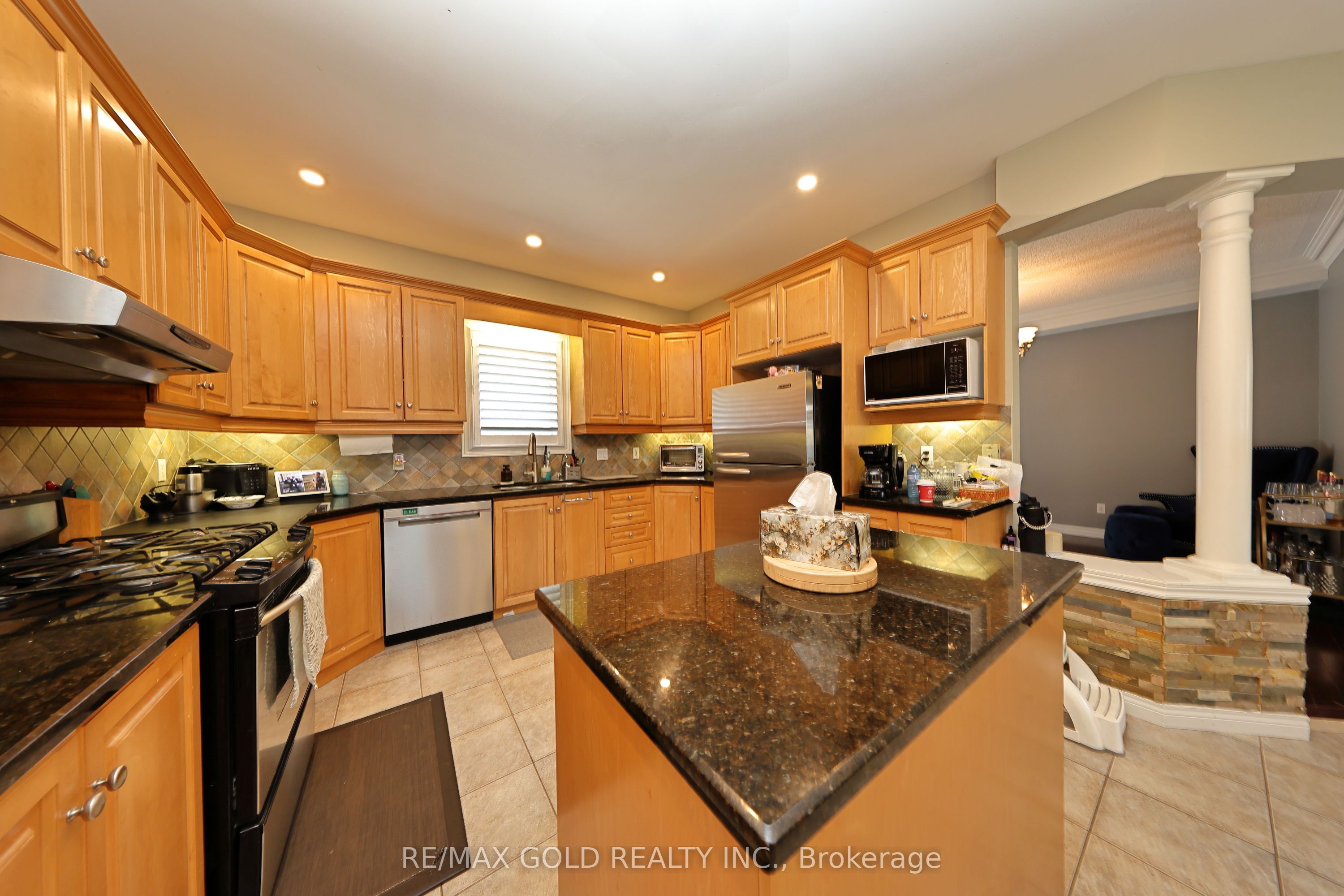 117 Delarmbro Drive, Erin, ON N0B 1T0 photo 3