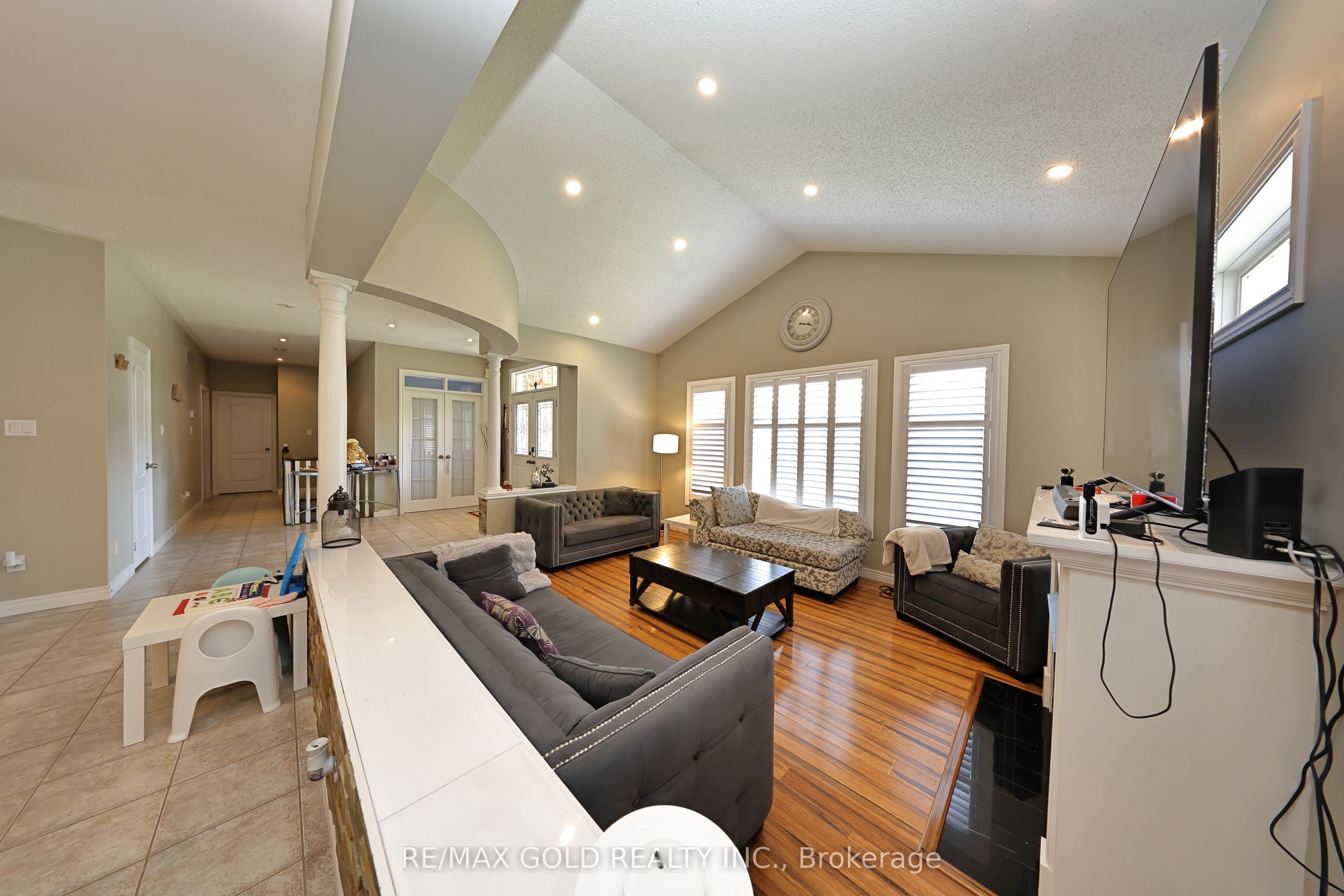 117 Delarmbro Drive, Erin, ON N0B 1T0 photo 4