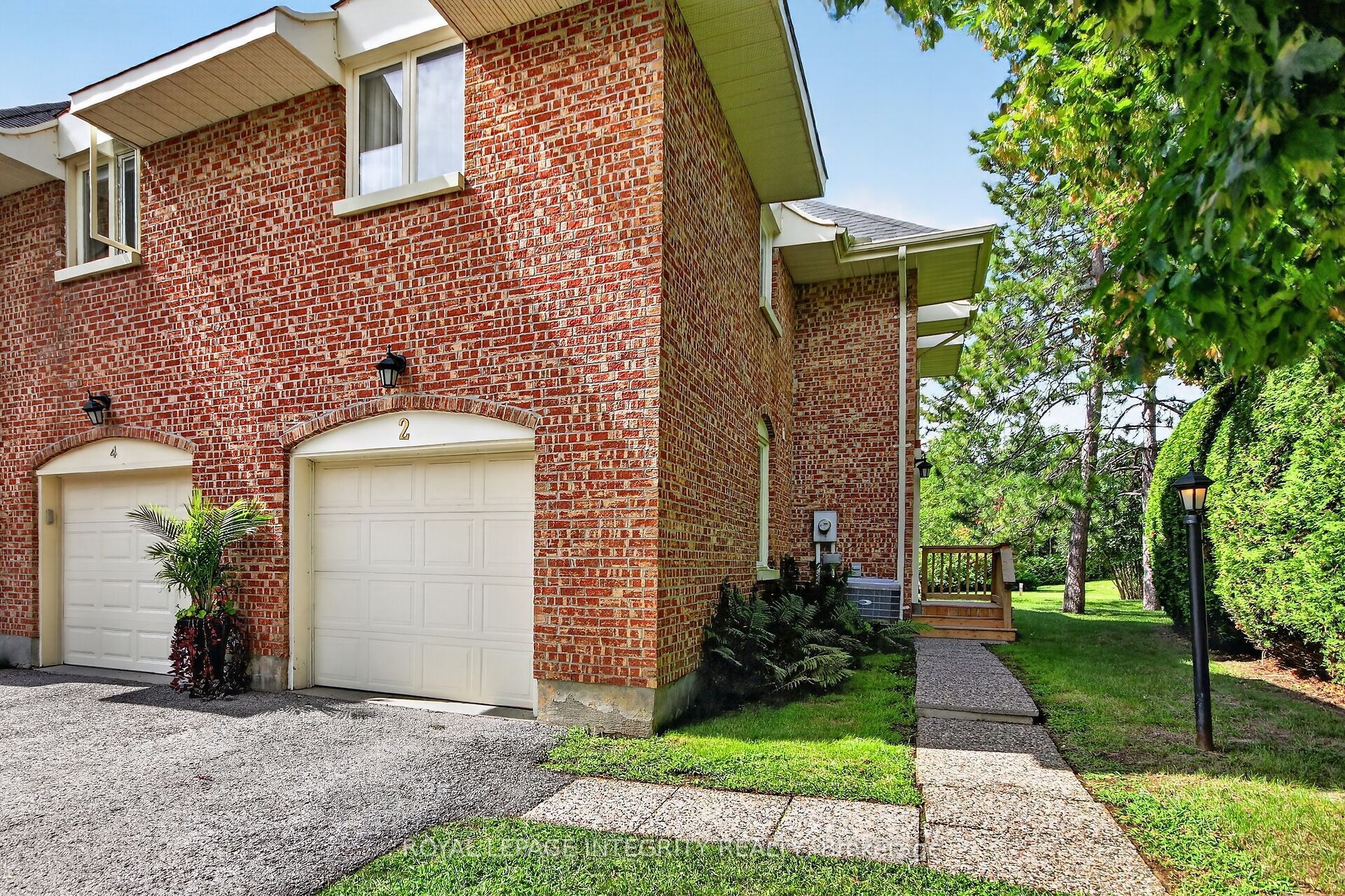 2 Coady Way, Kanata, ON K2K 2B4 photo 3